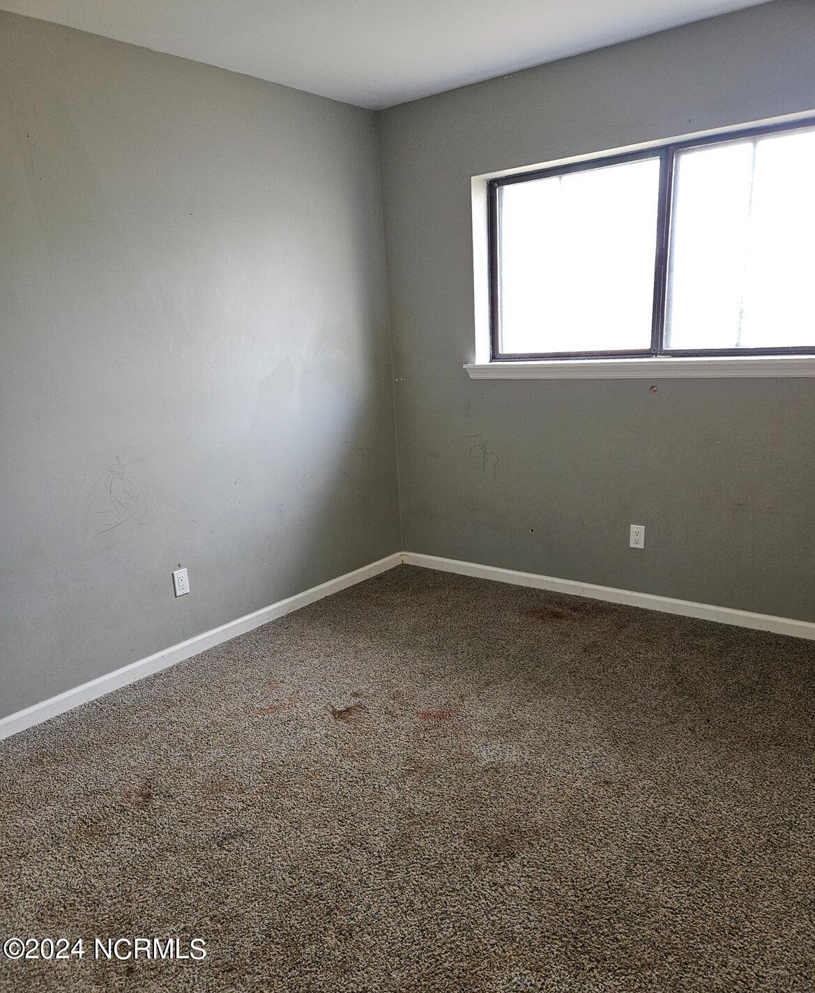 6019 E Red Oak Court