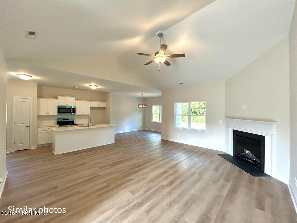 118 Woodford Drive