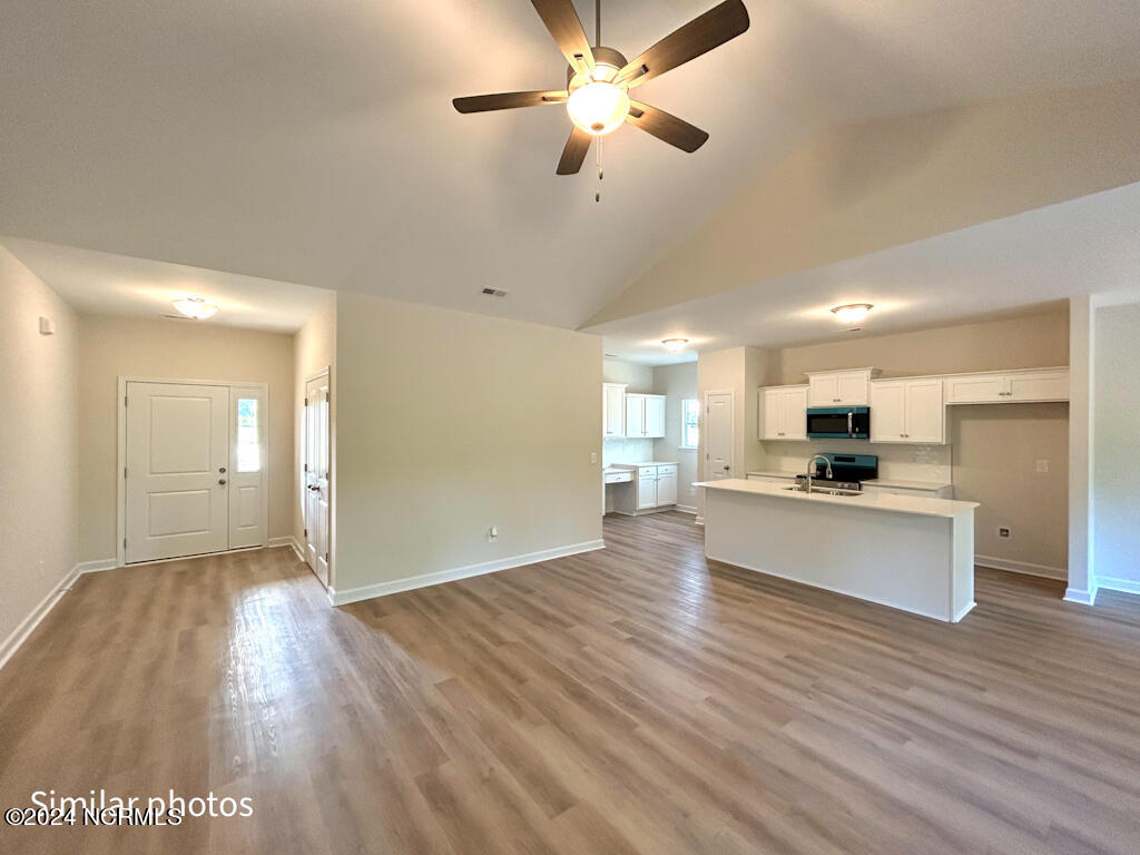 118 Woodford Drive