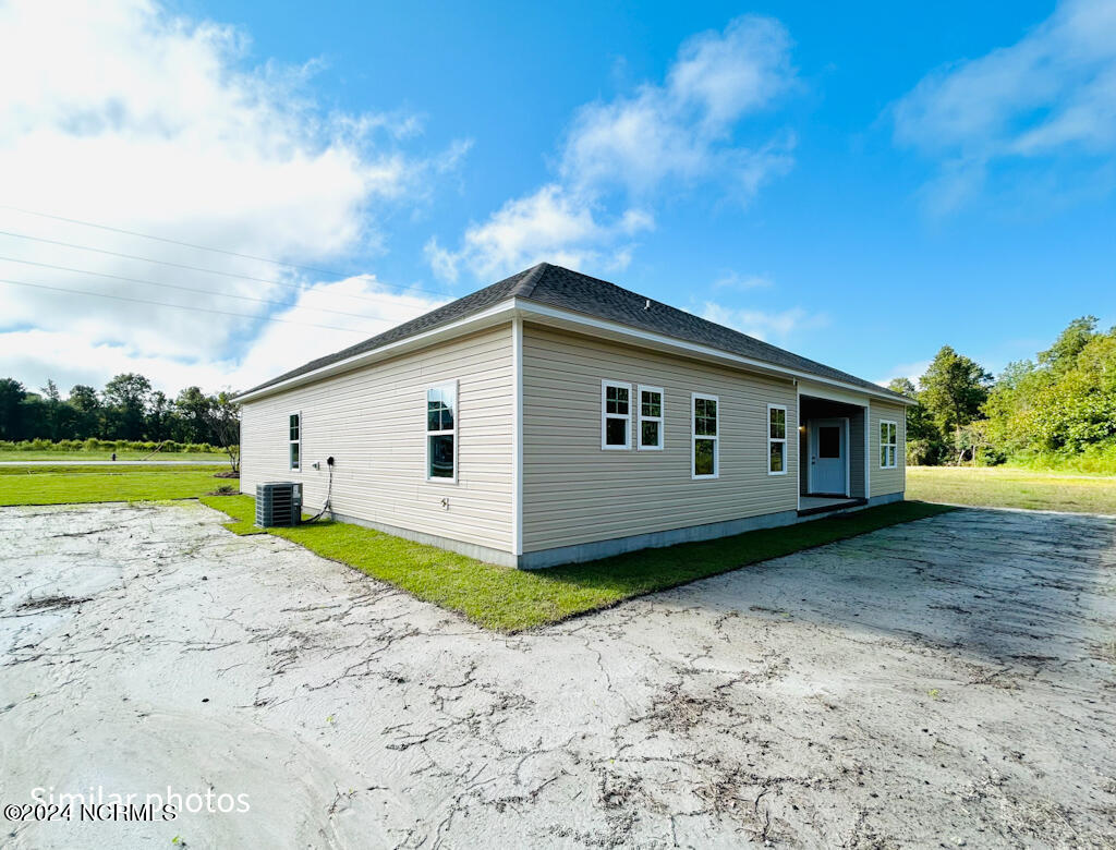 118 Woodford Drive