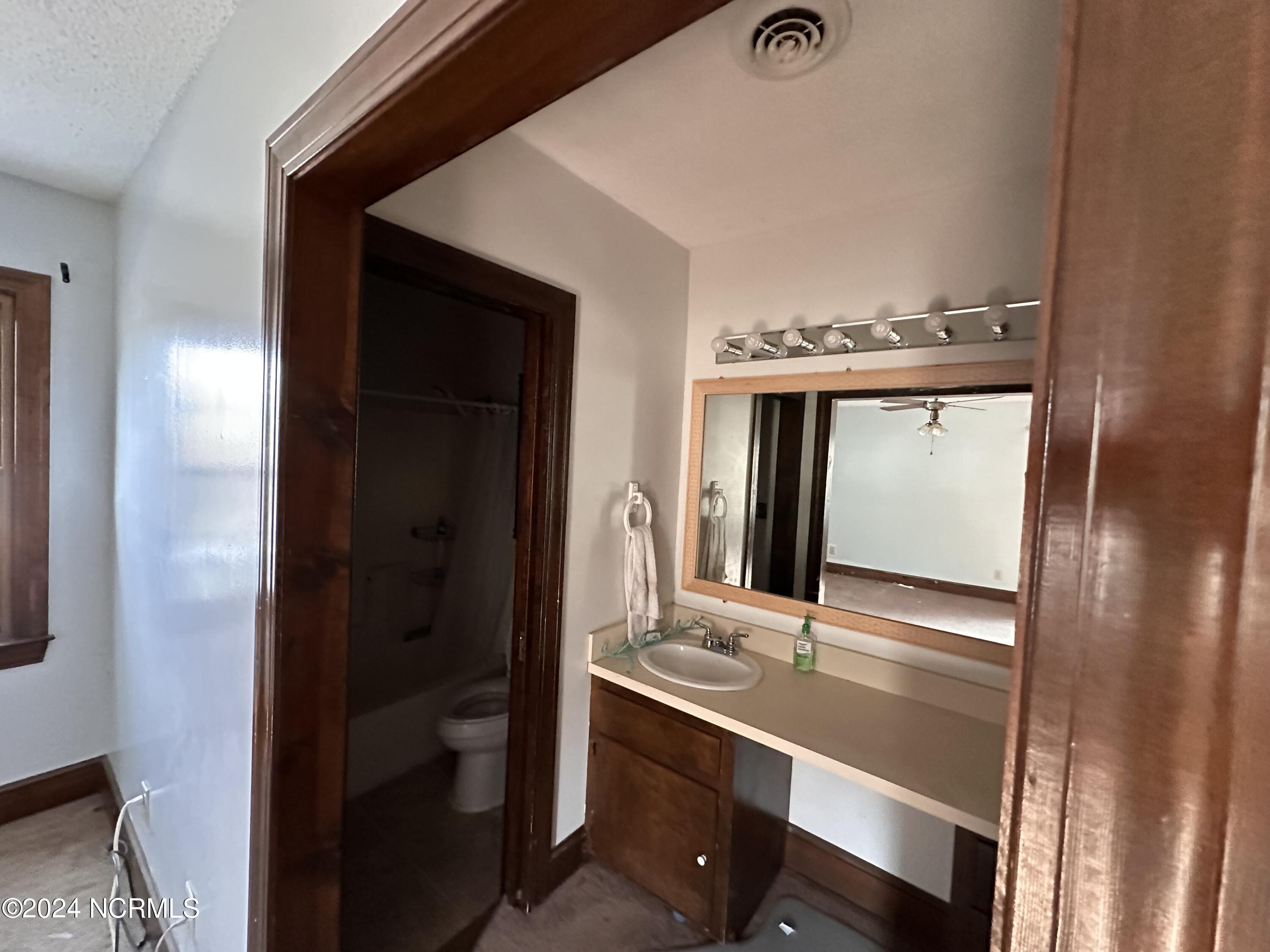 311 Brentwood Avenue