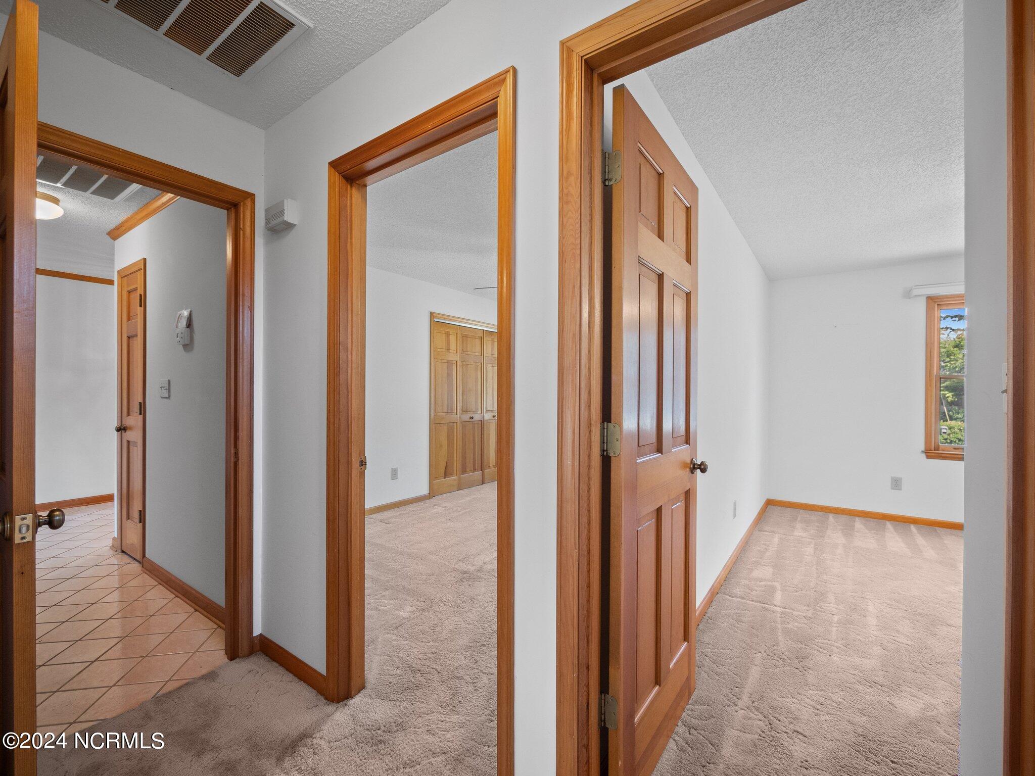 129 Hunting Bay Drive