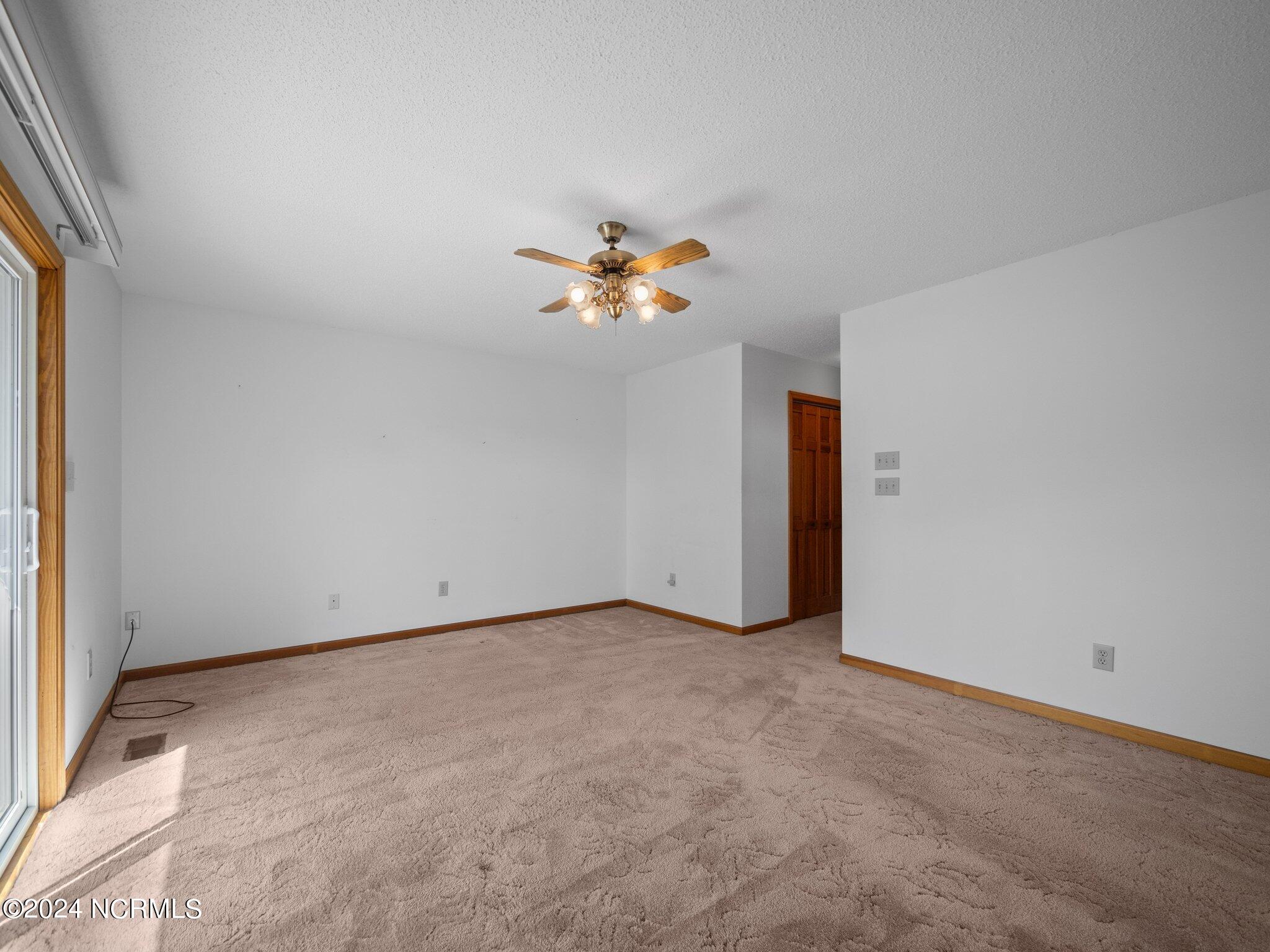 129 Hunting Bay Drive