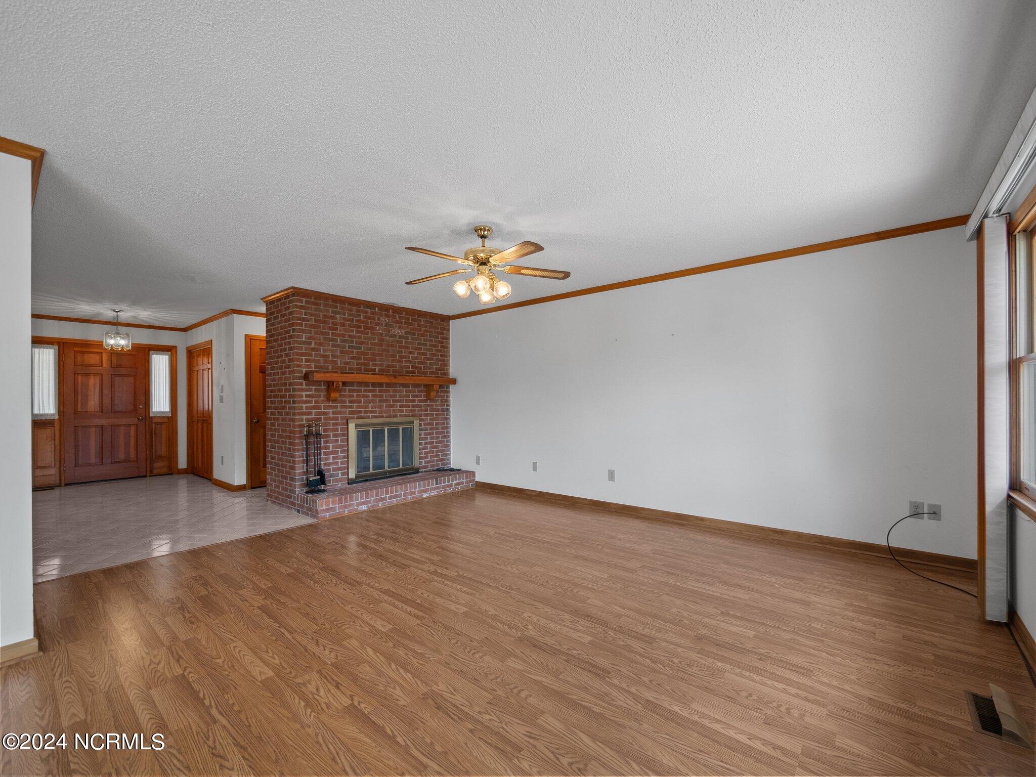 129 Hunting Bay Drive