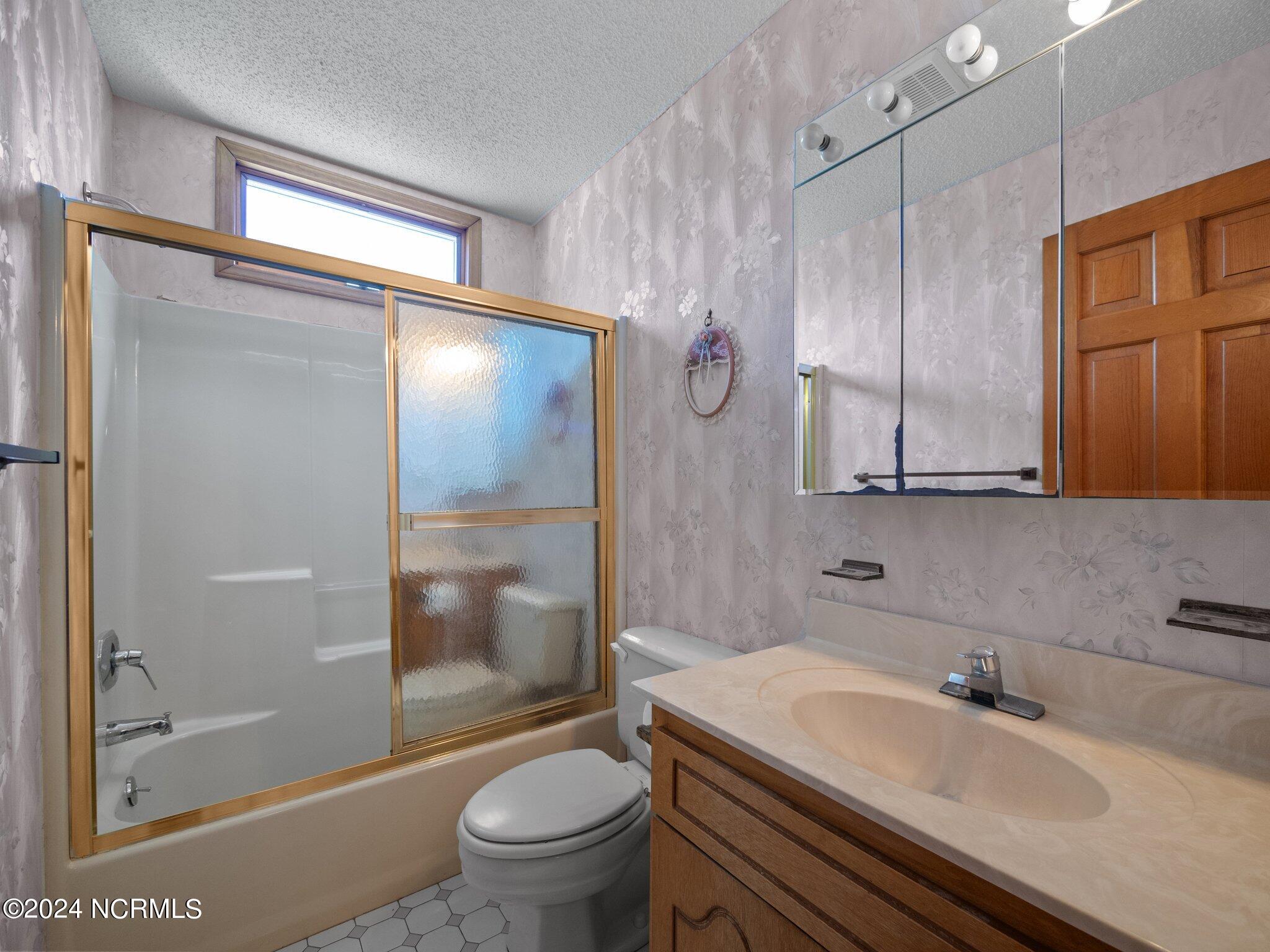 129 Hunting Bay Drive