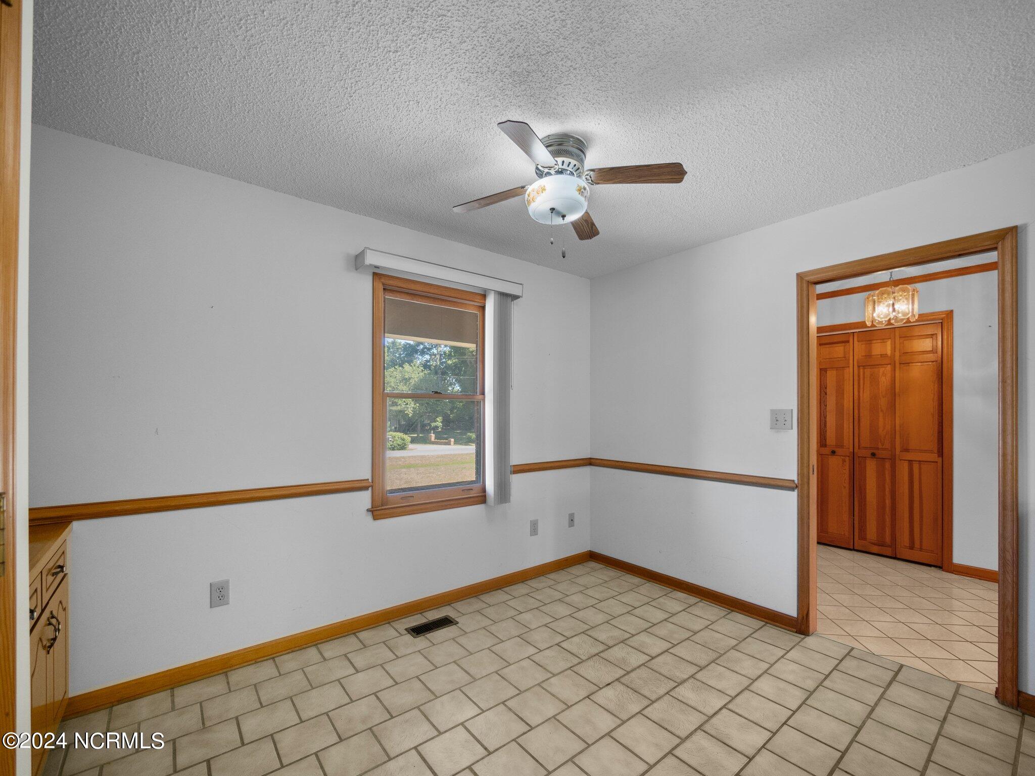 129 Hunting Bay Drive