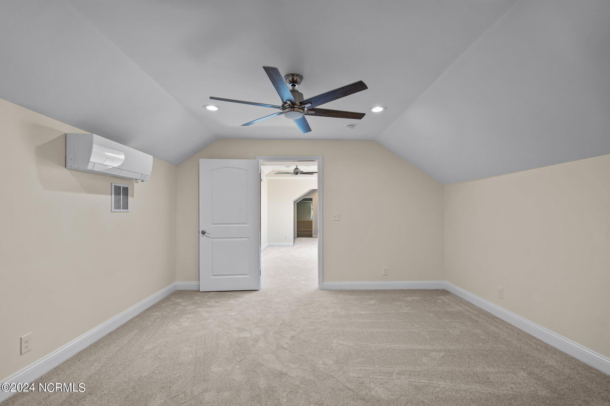 103 Hickory Circle