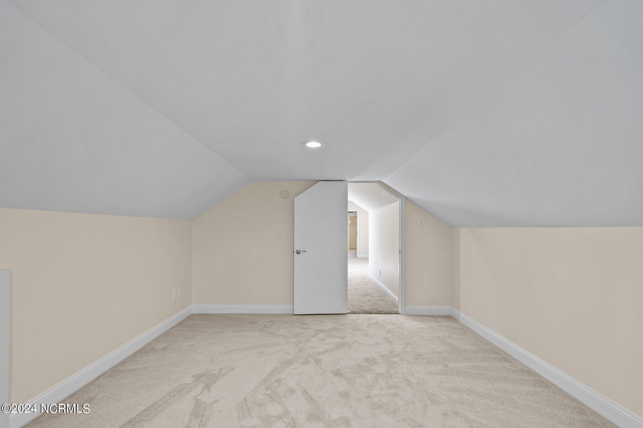103 Hickory Circle