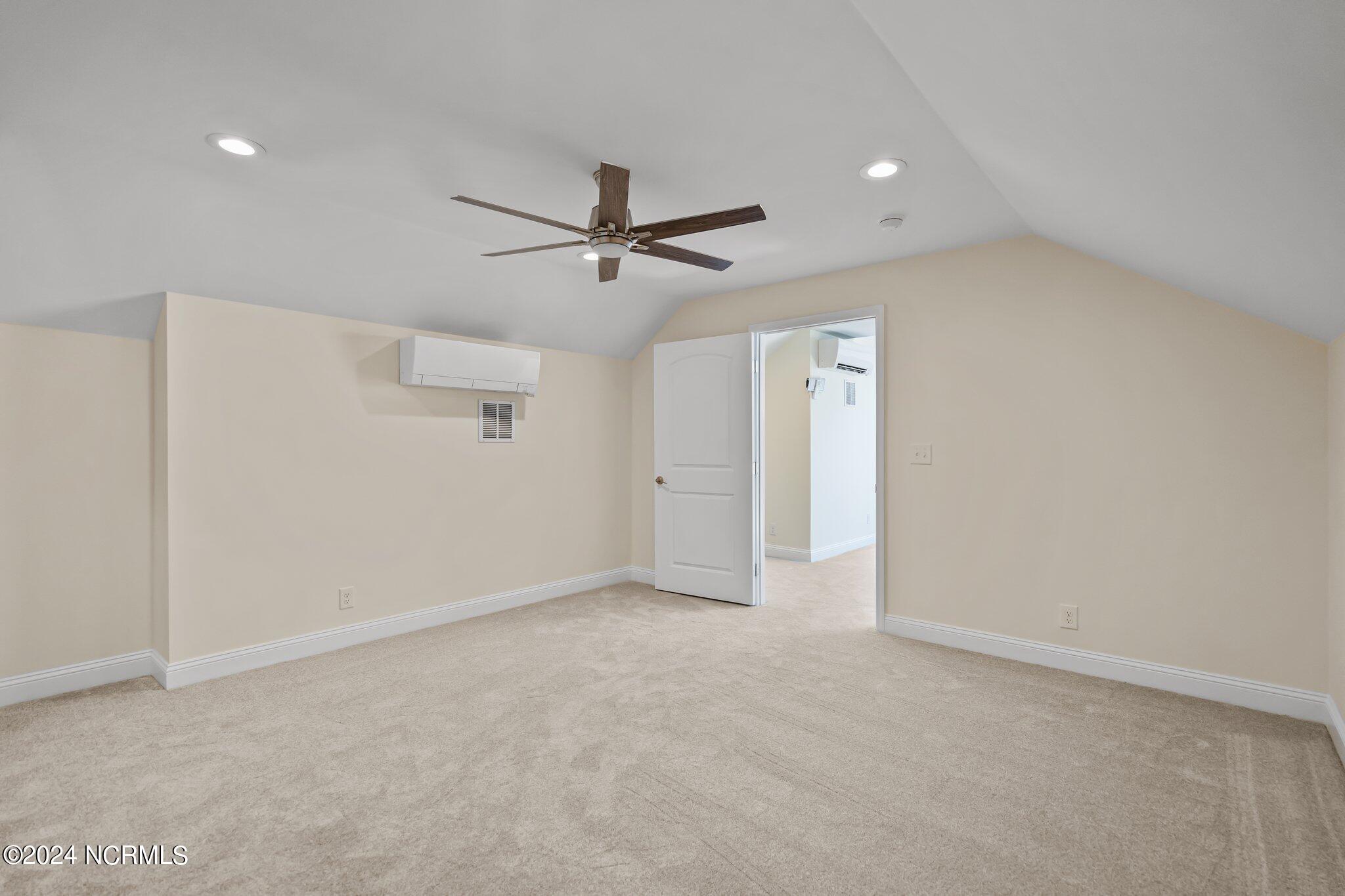 103 Hickory Circle