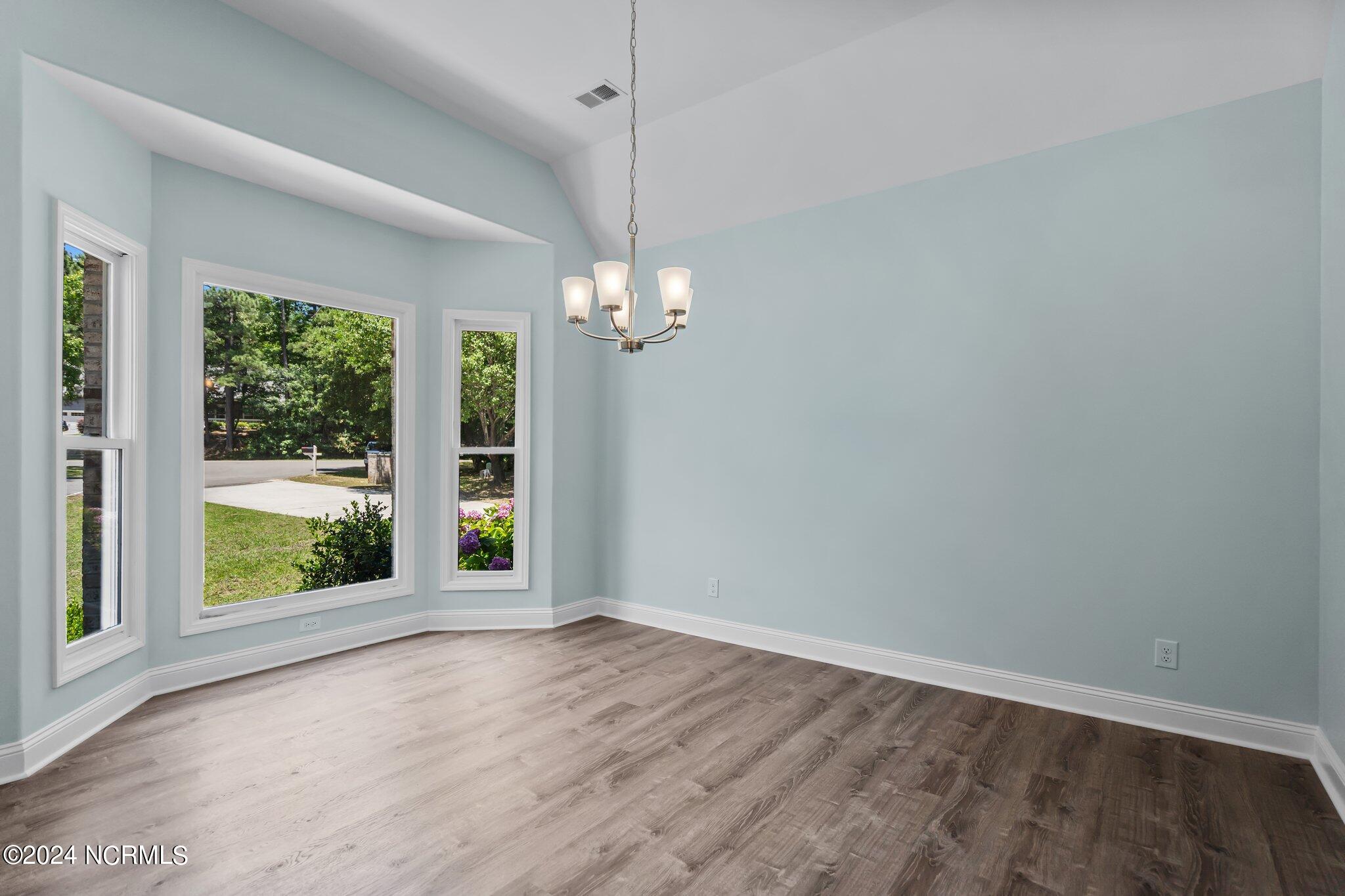 103 Hickory Circle