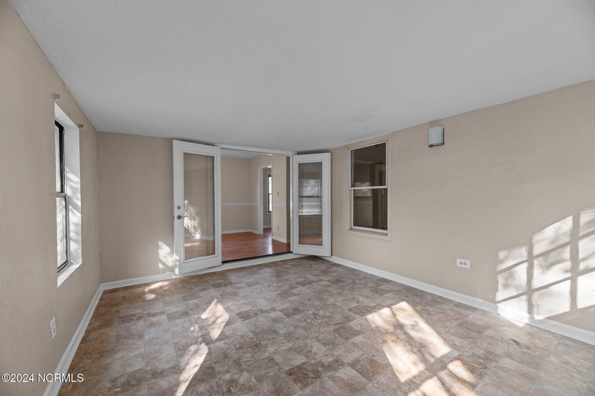 225 Sanders Lane