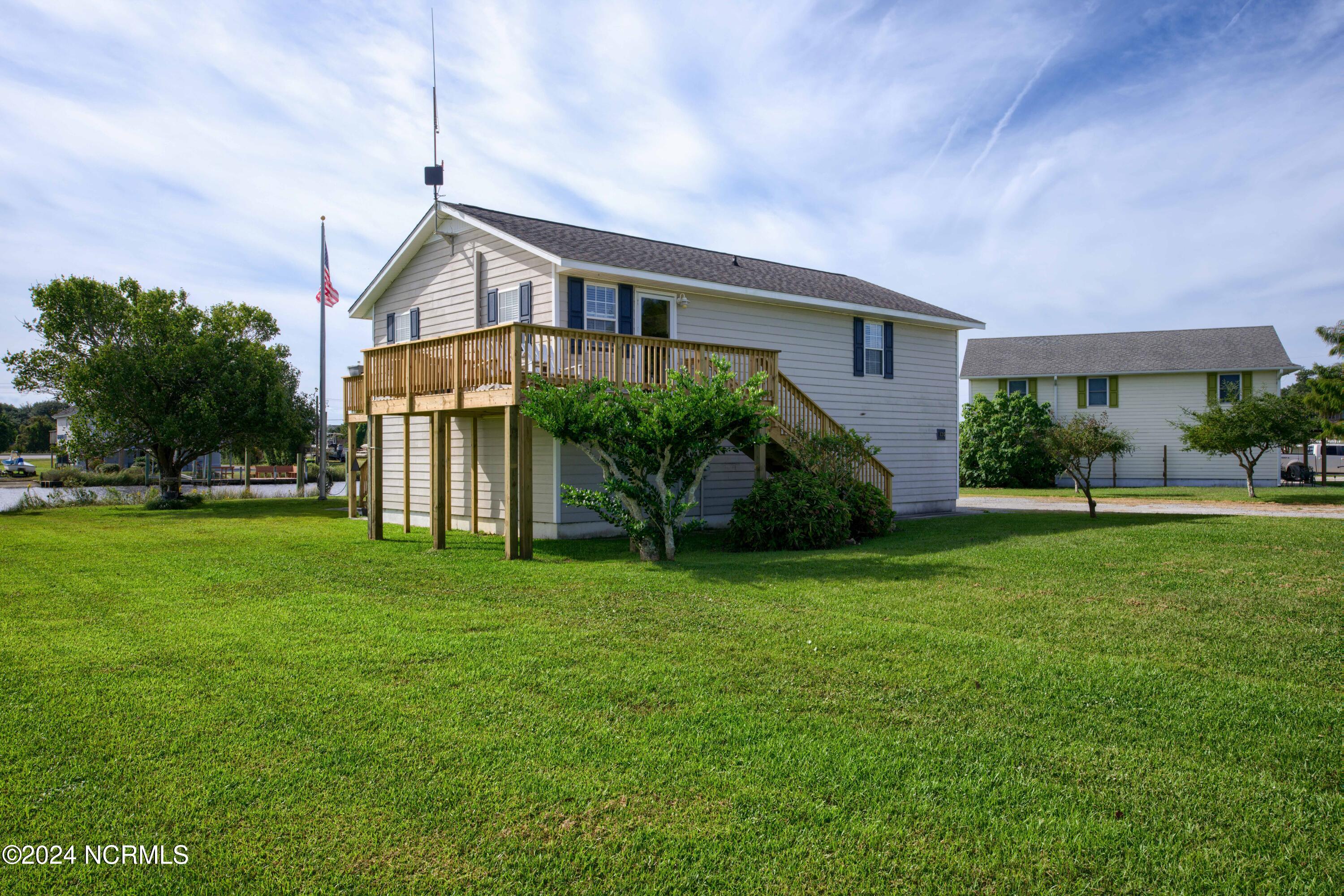 120 Dolphin Bay Estates