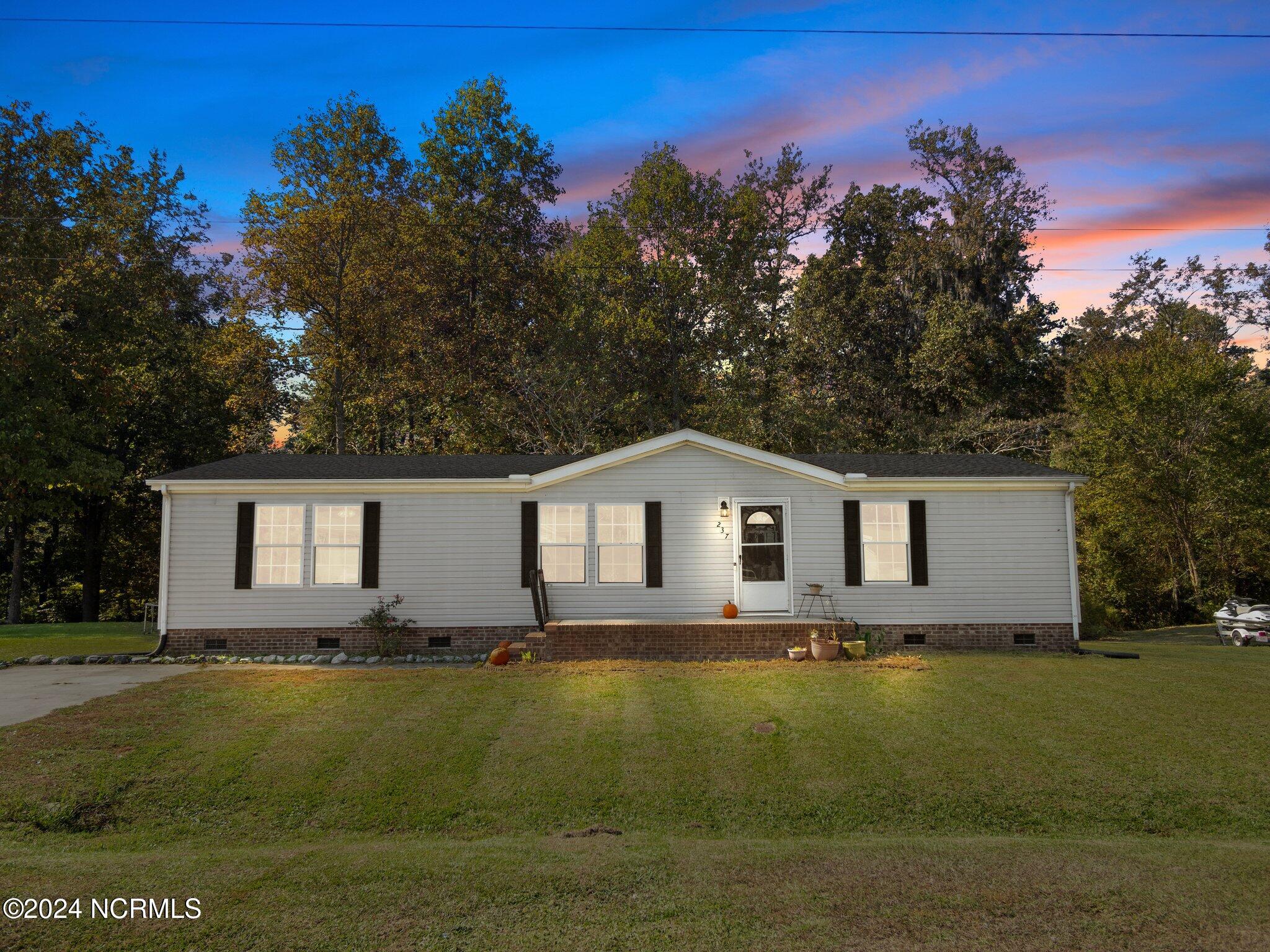 237 Shipmans Pike