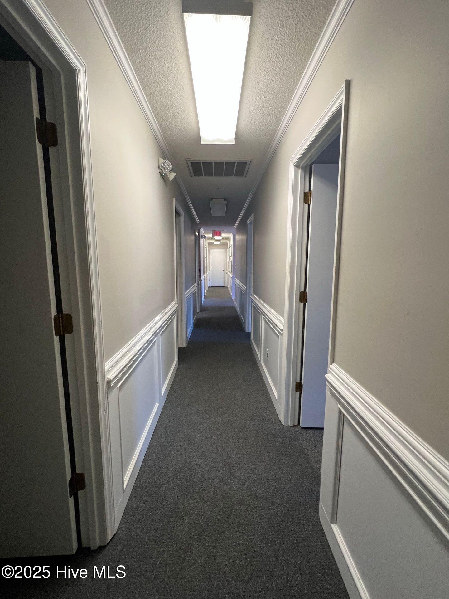 1700 Country Club Road