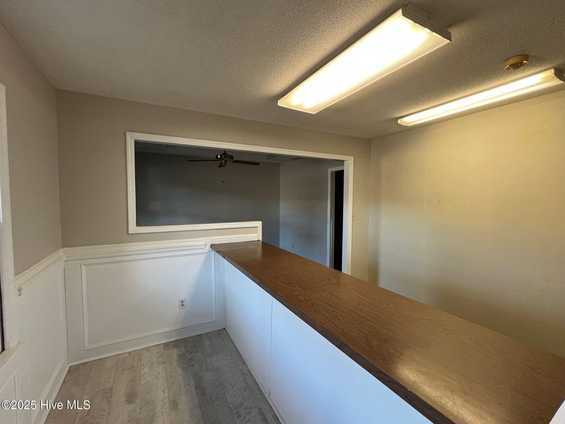 1700 Country Club Road