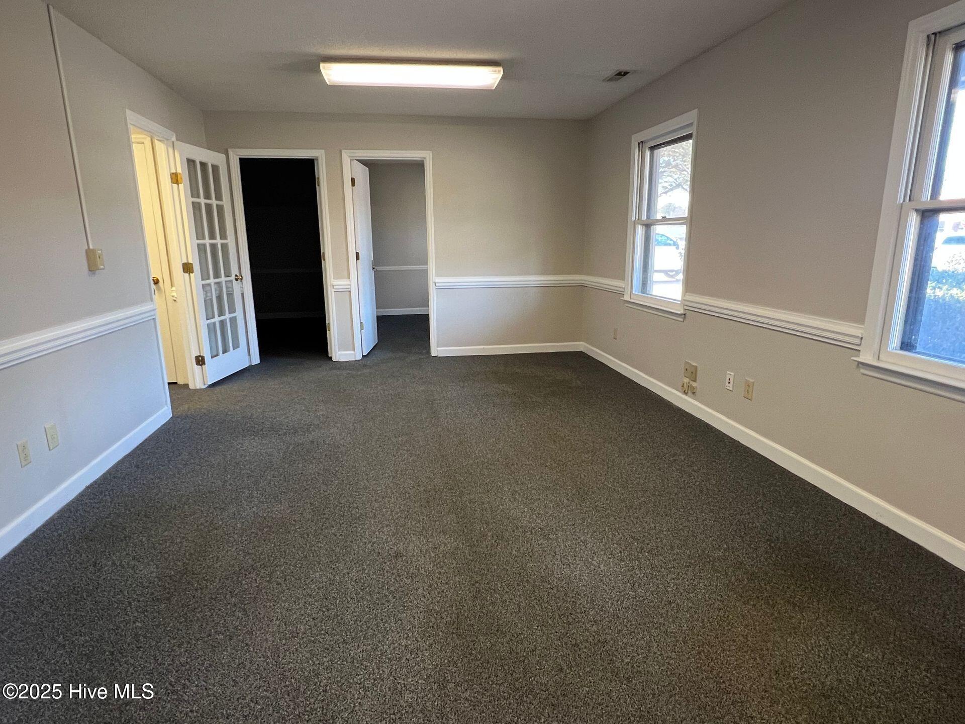 1700 Country Club Road