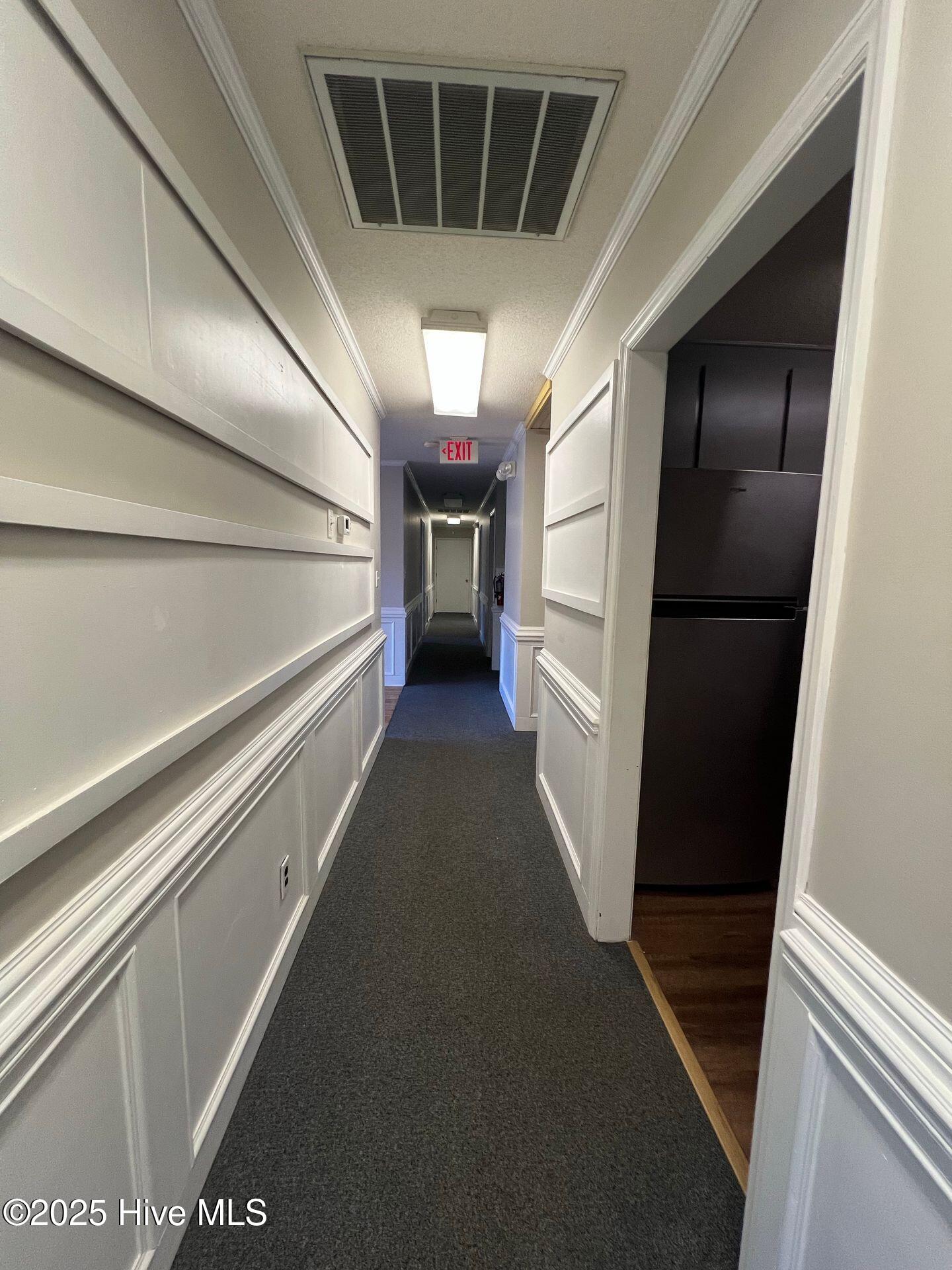 1700 Country Club Road