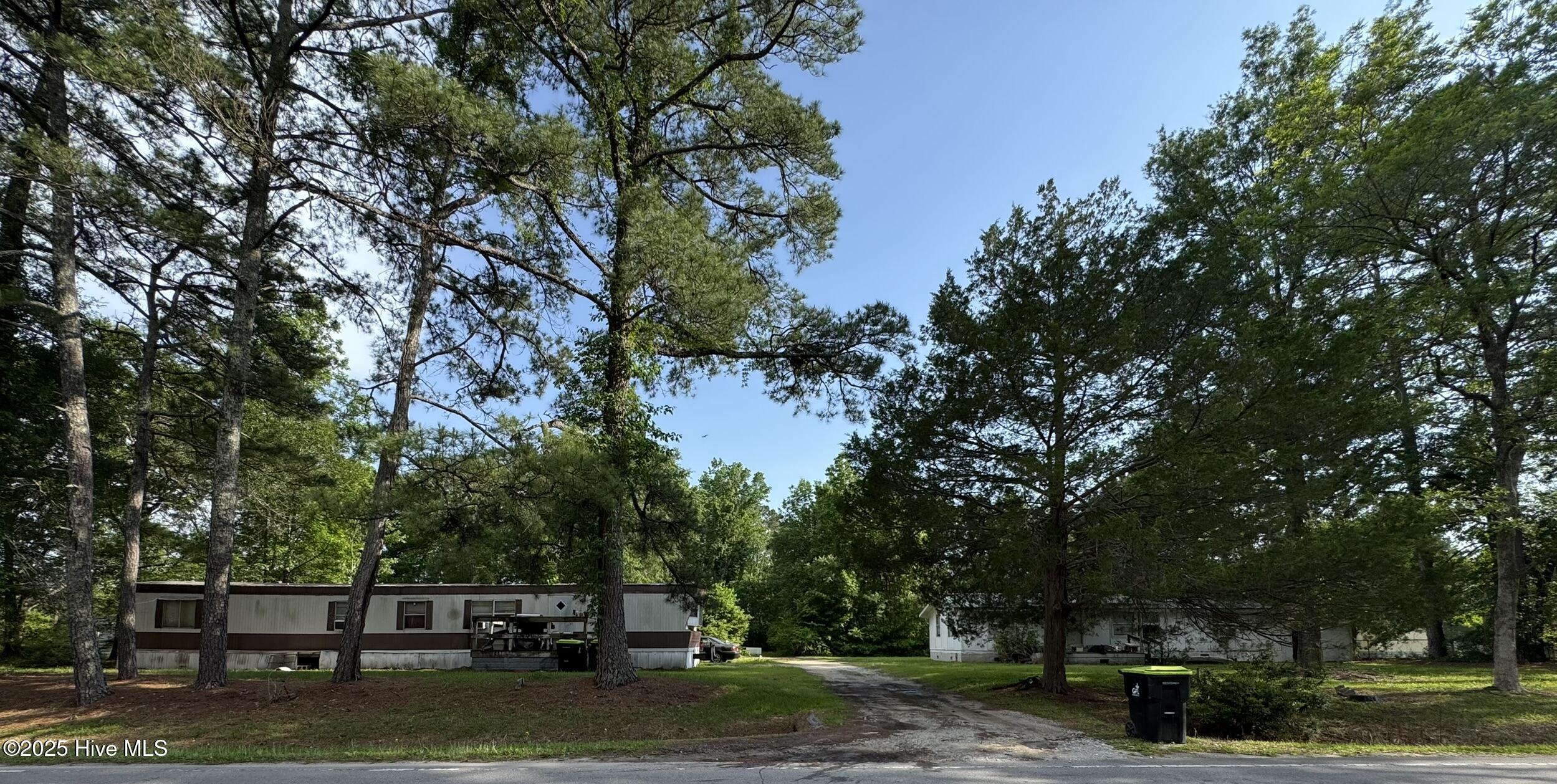 2073 Dawson Cabin Road