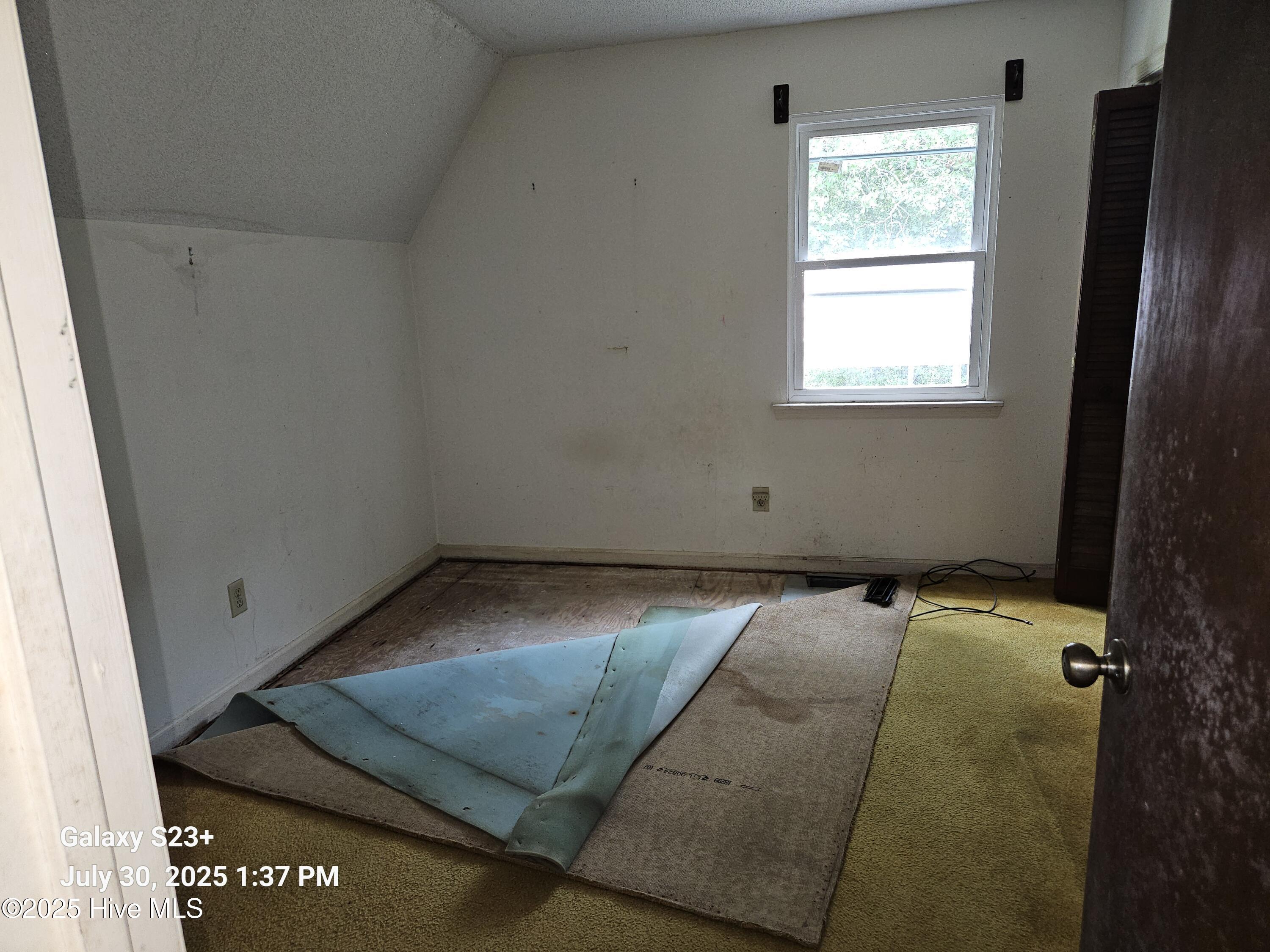 650 Queens Creek Road