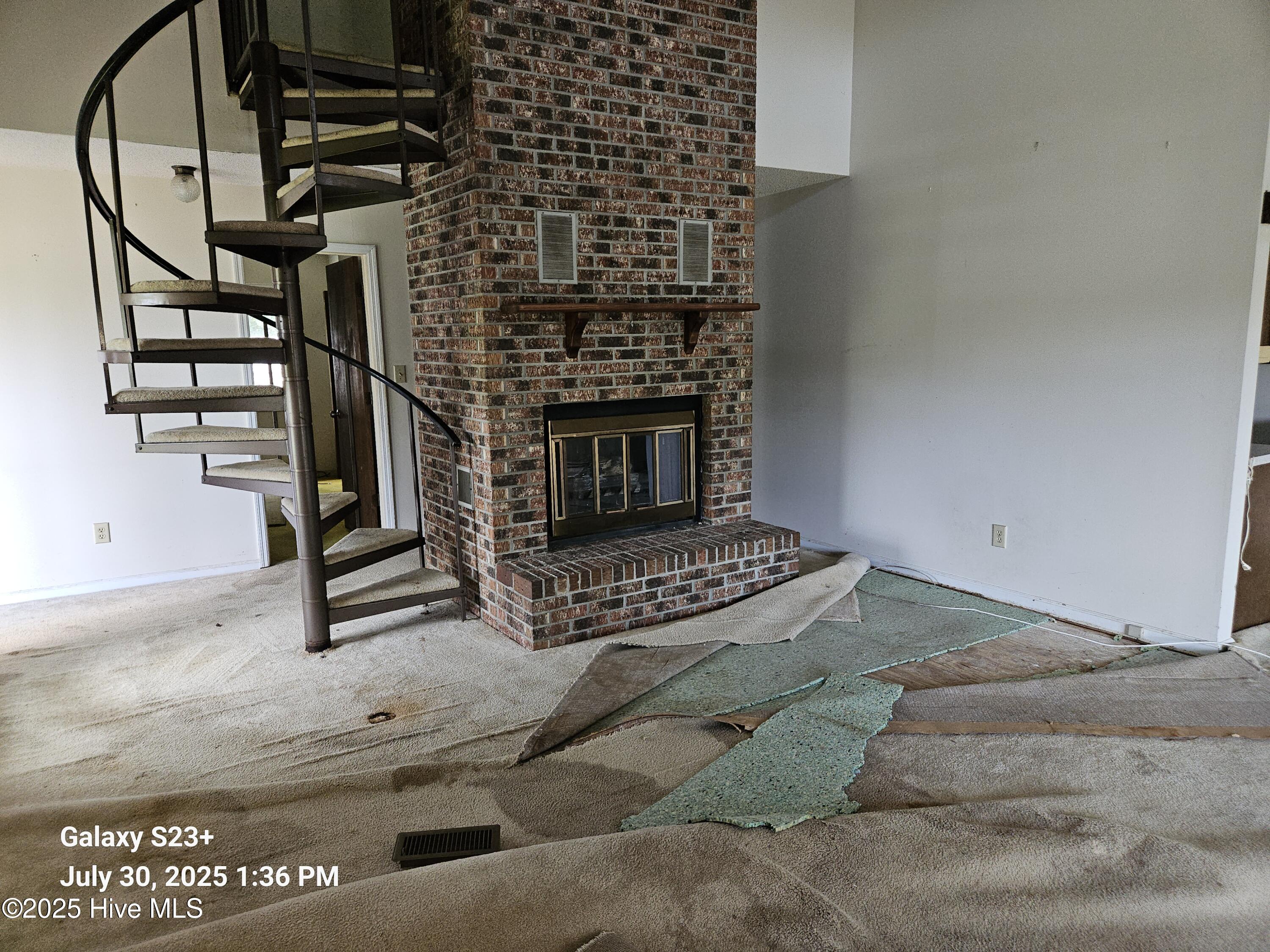 650 Queens Creek Road