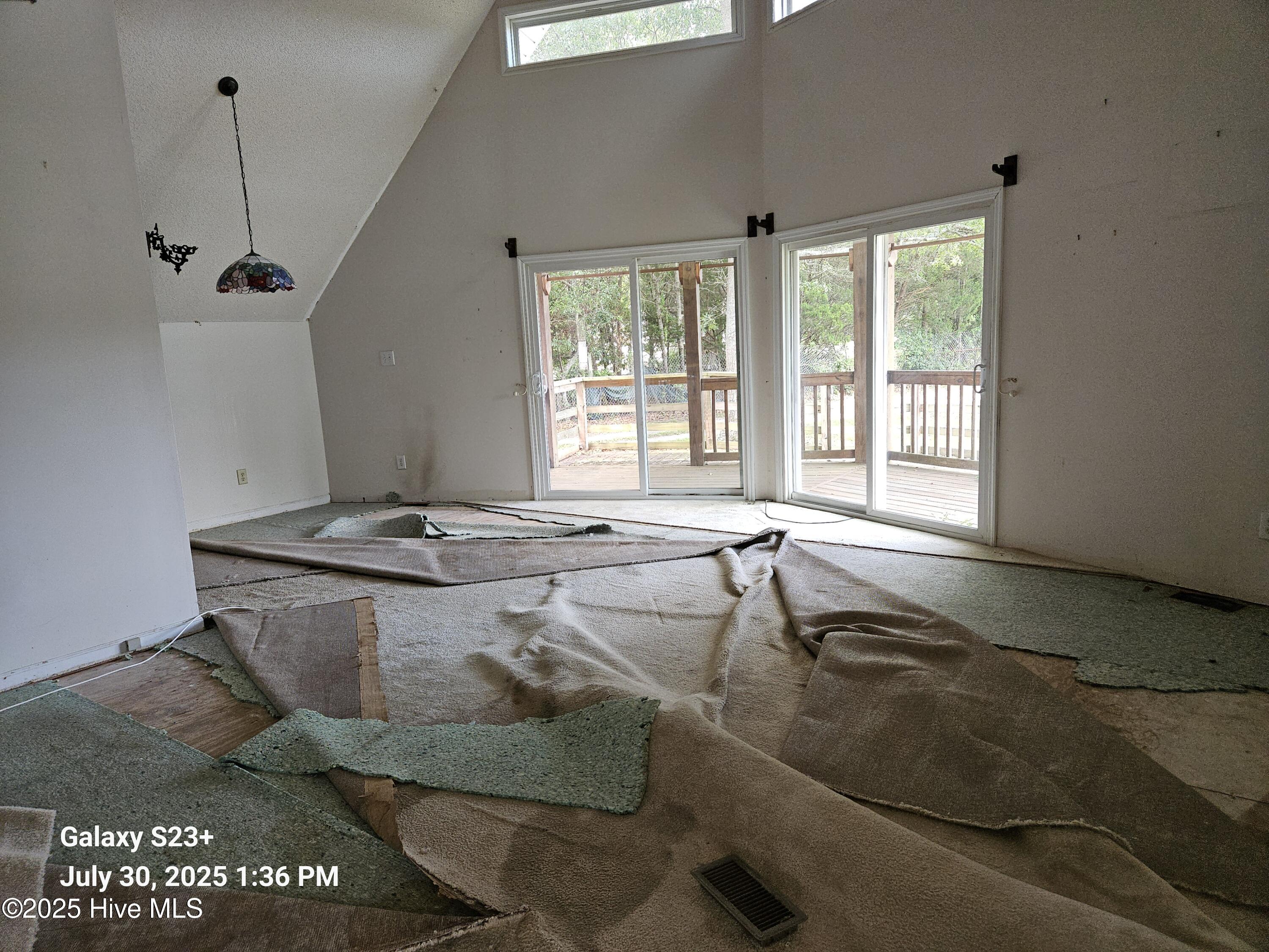 650 Queens Creek Road