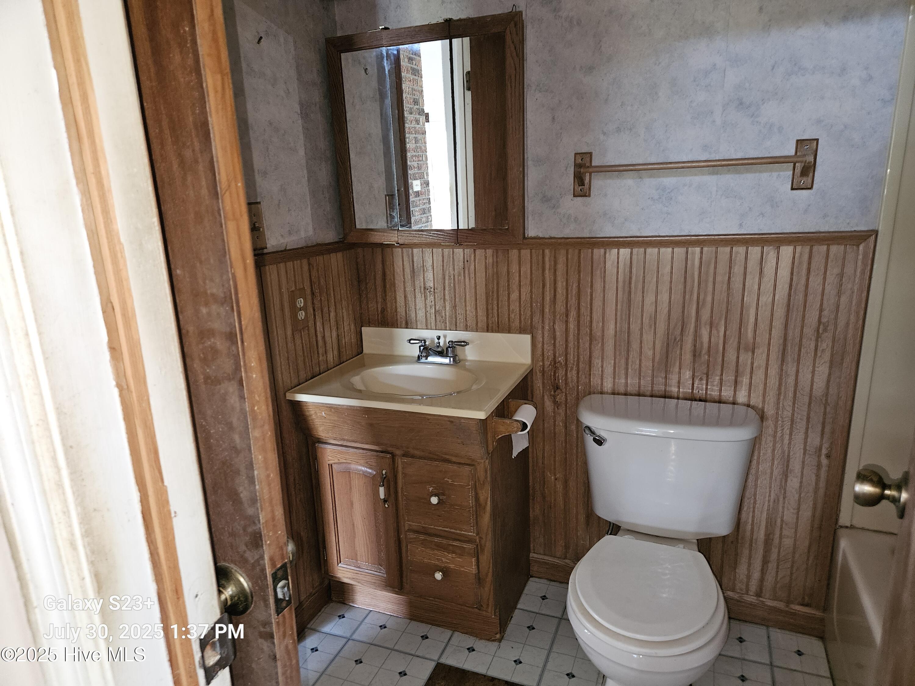 650 Queens Creek Road