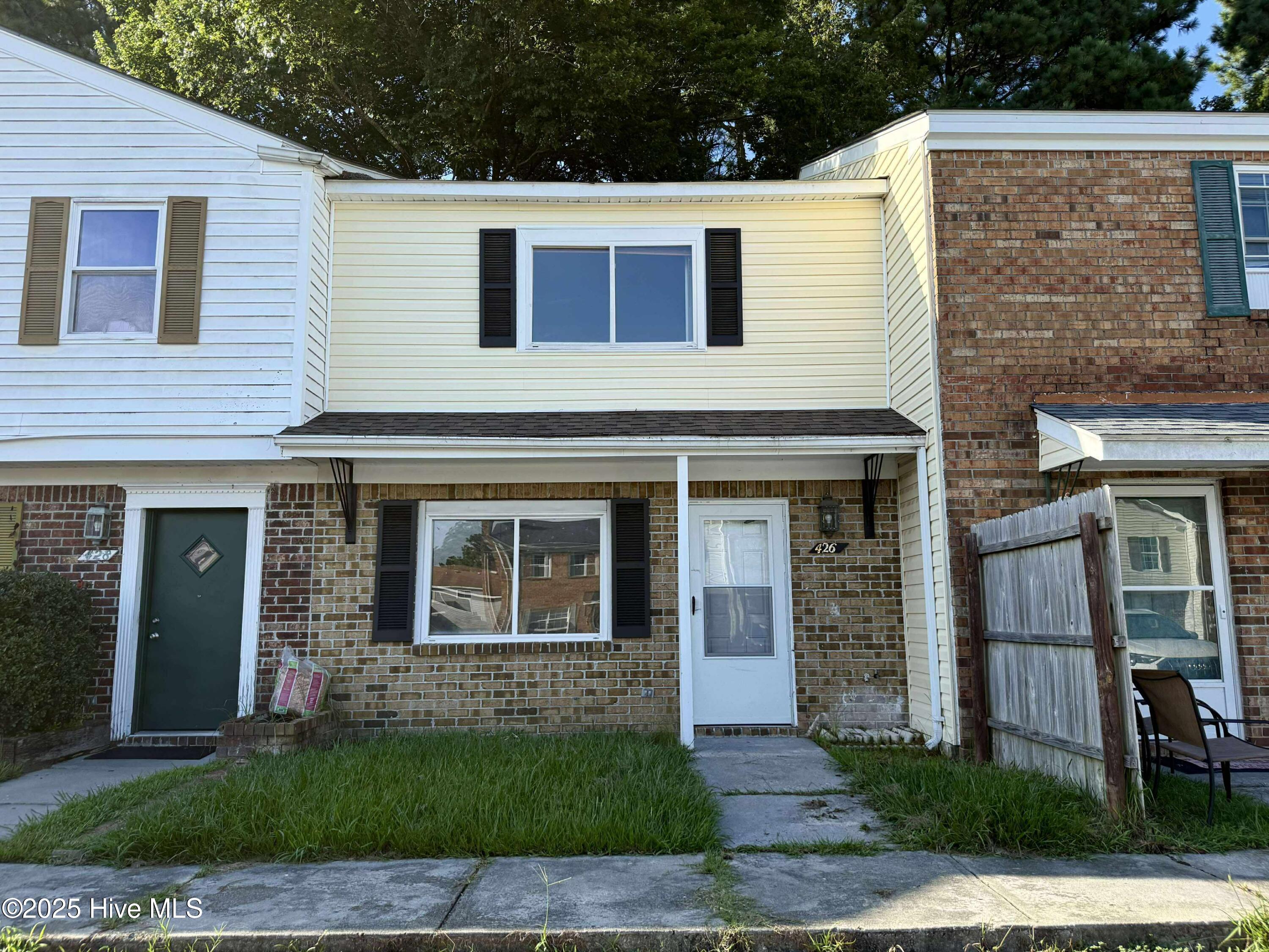 426 Myrtlewood Circle