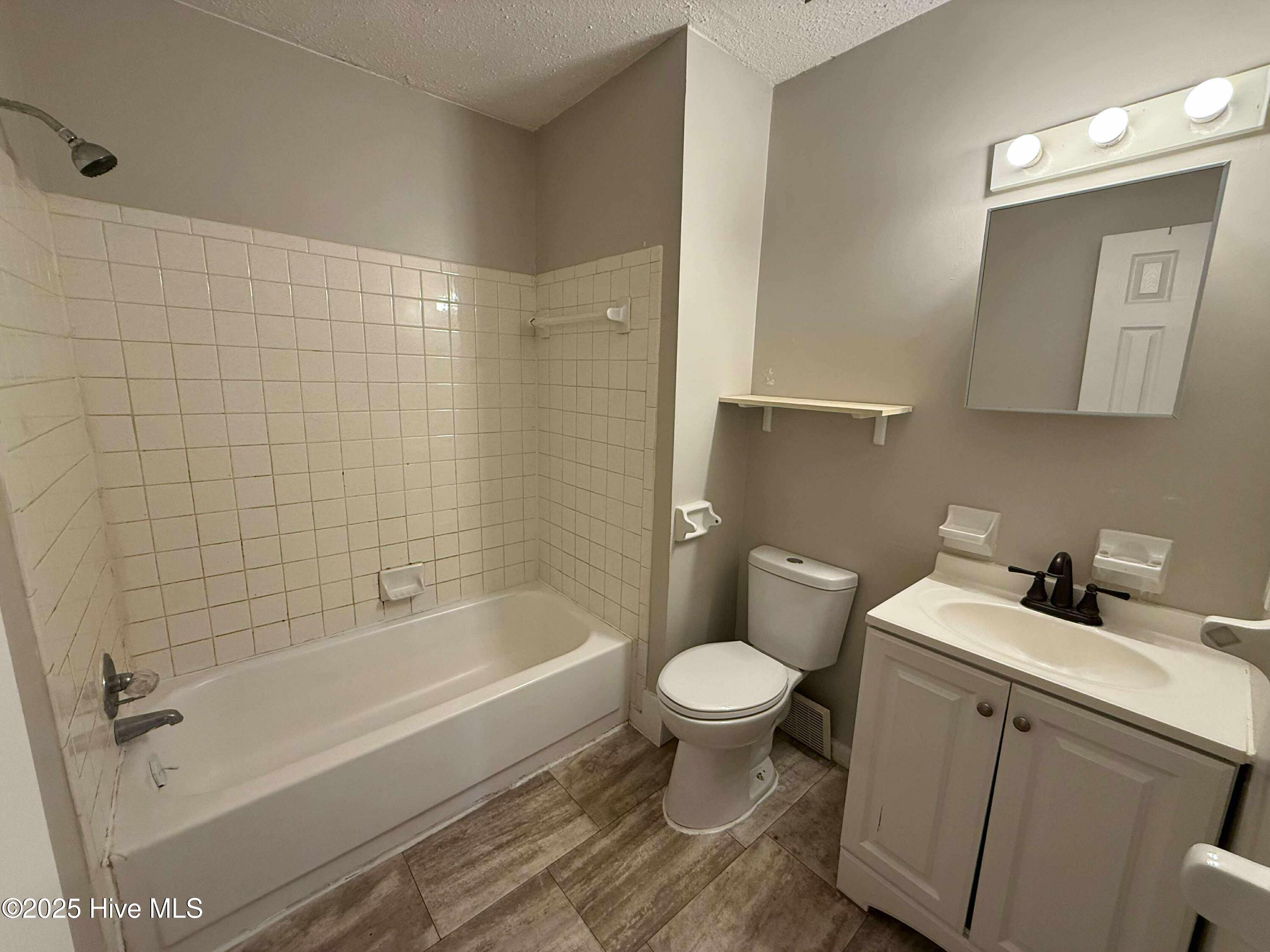 426 Myrtlewood Circle