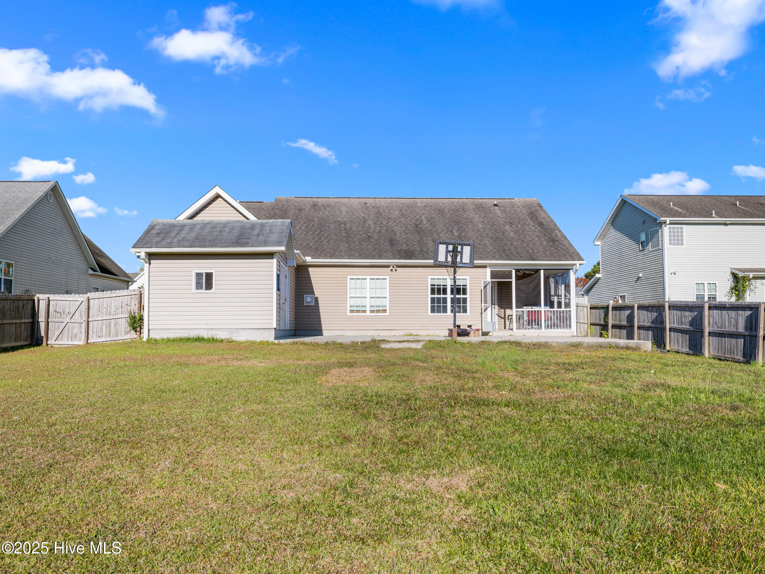 220 Emerald Ridge Road