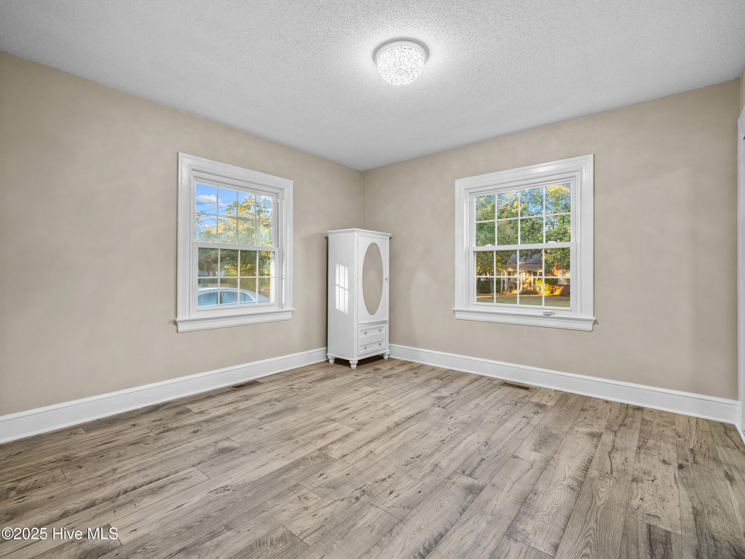 313 Brentwood Avenue