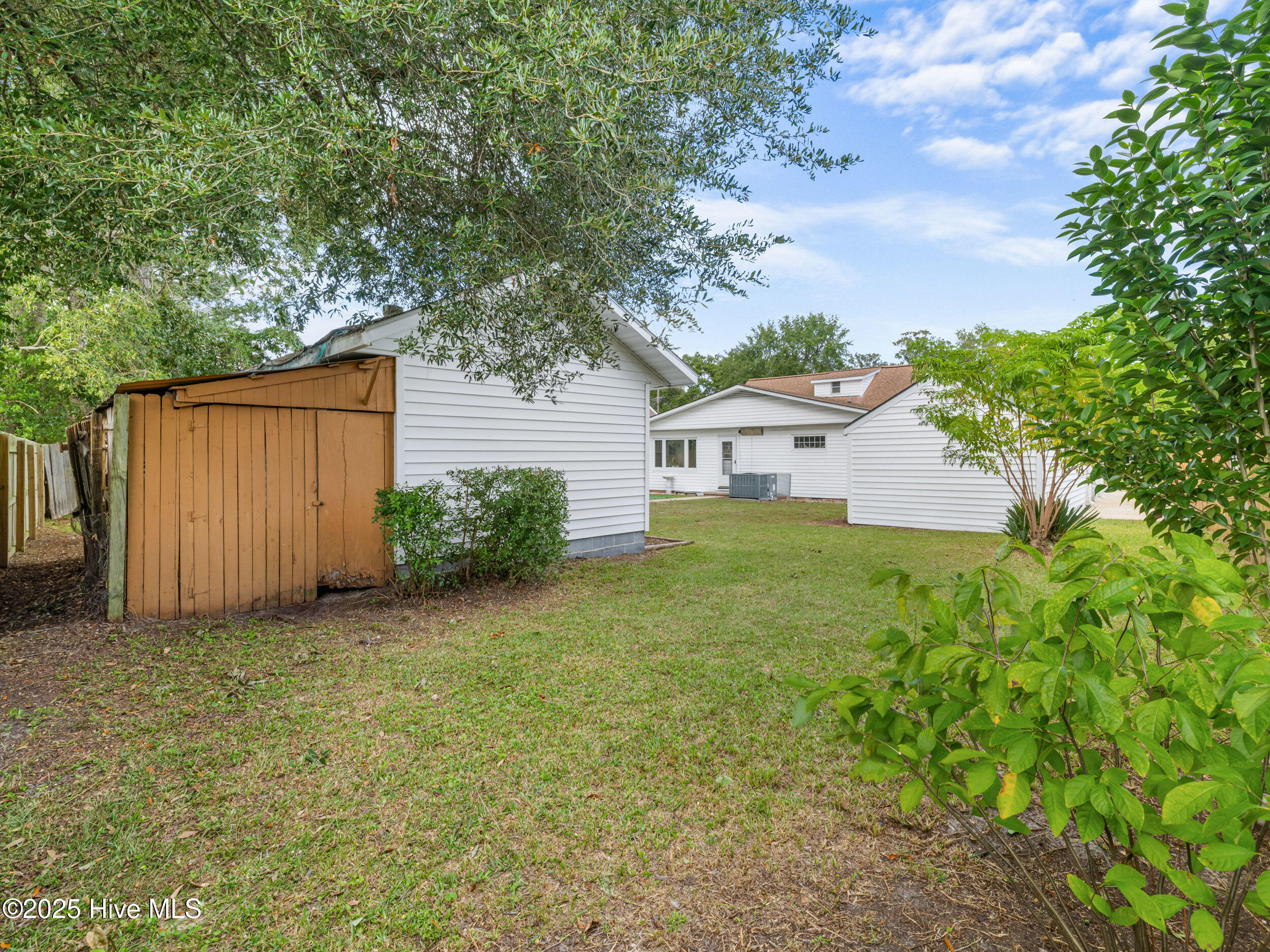 313 Brentwood Avenue