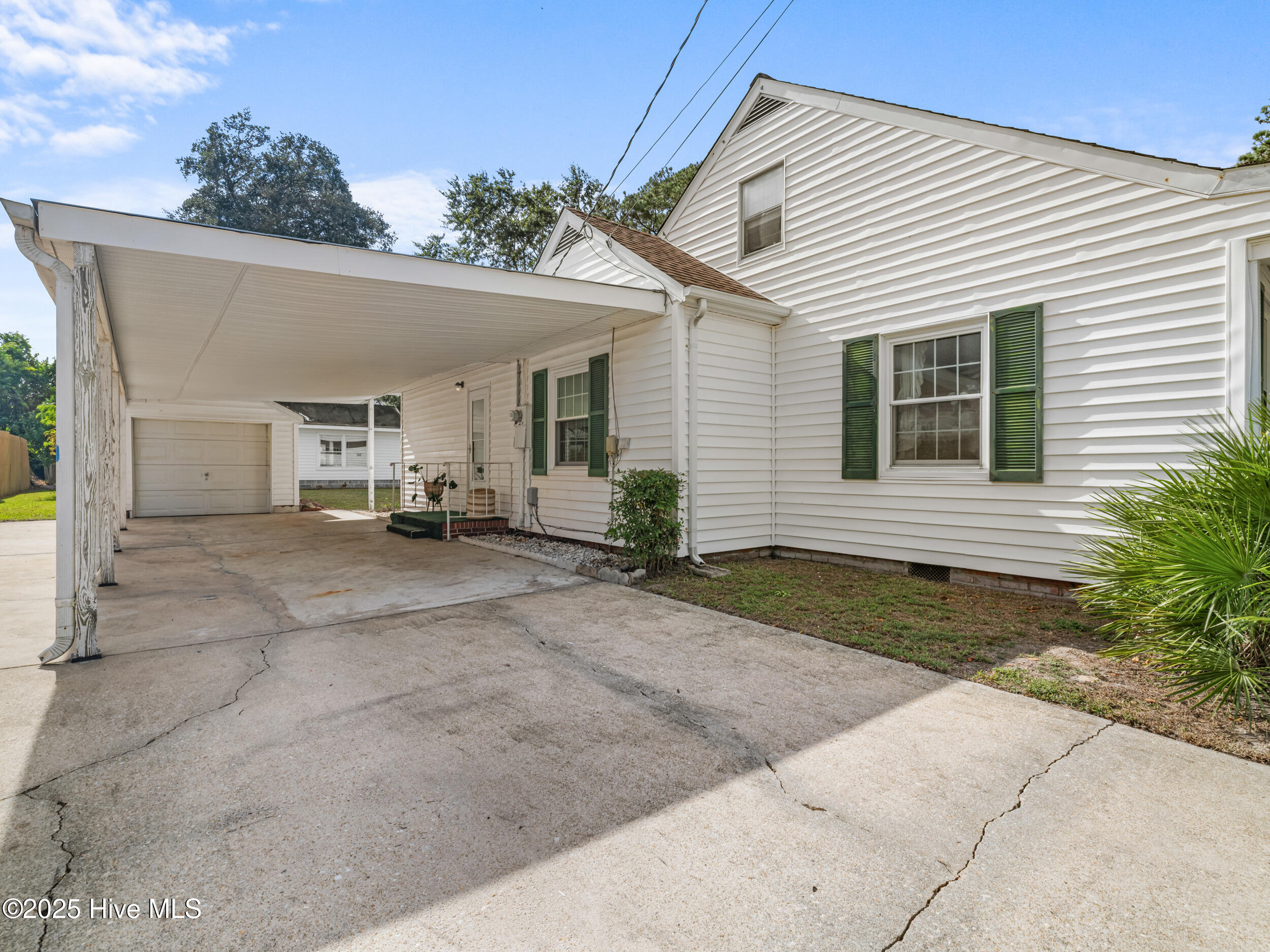 313 Brentwood Avenue