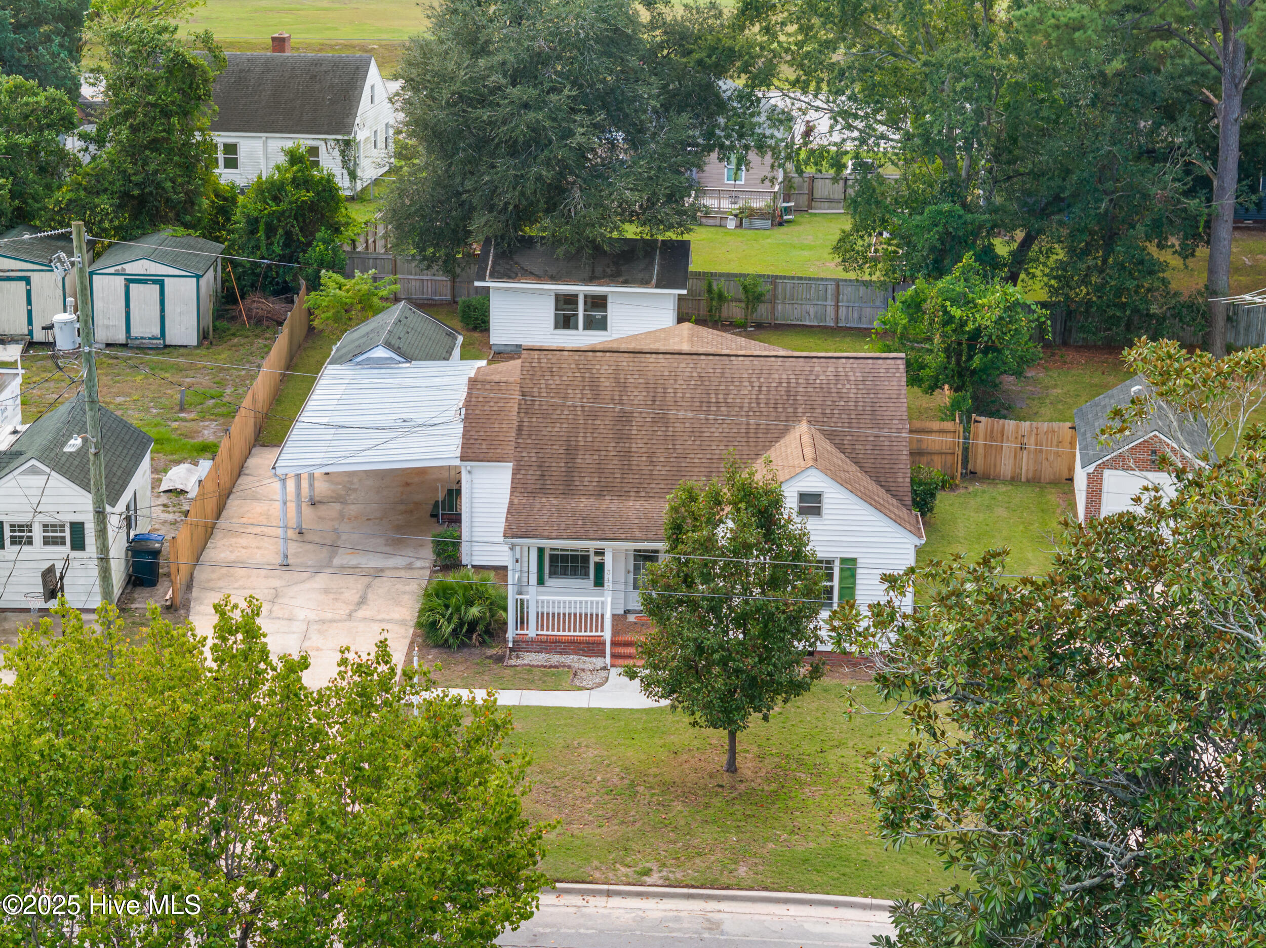 313 Brentwood Avenue