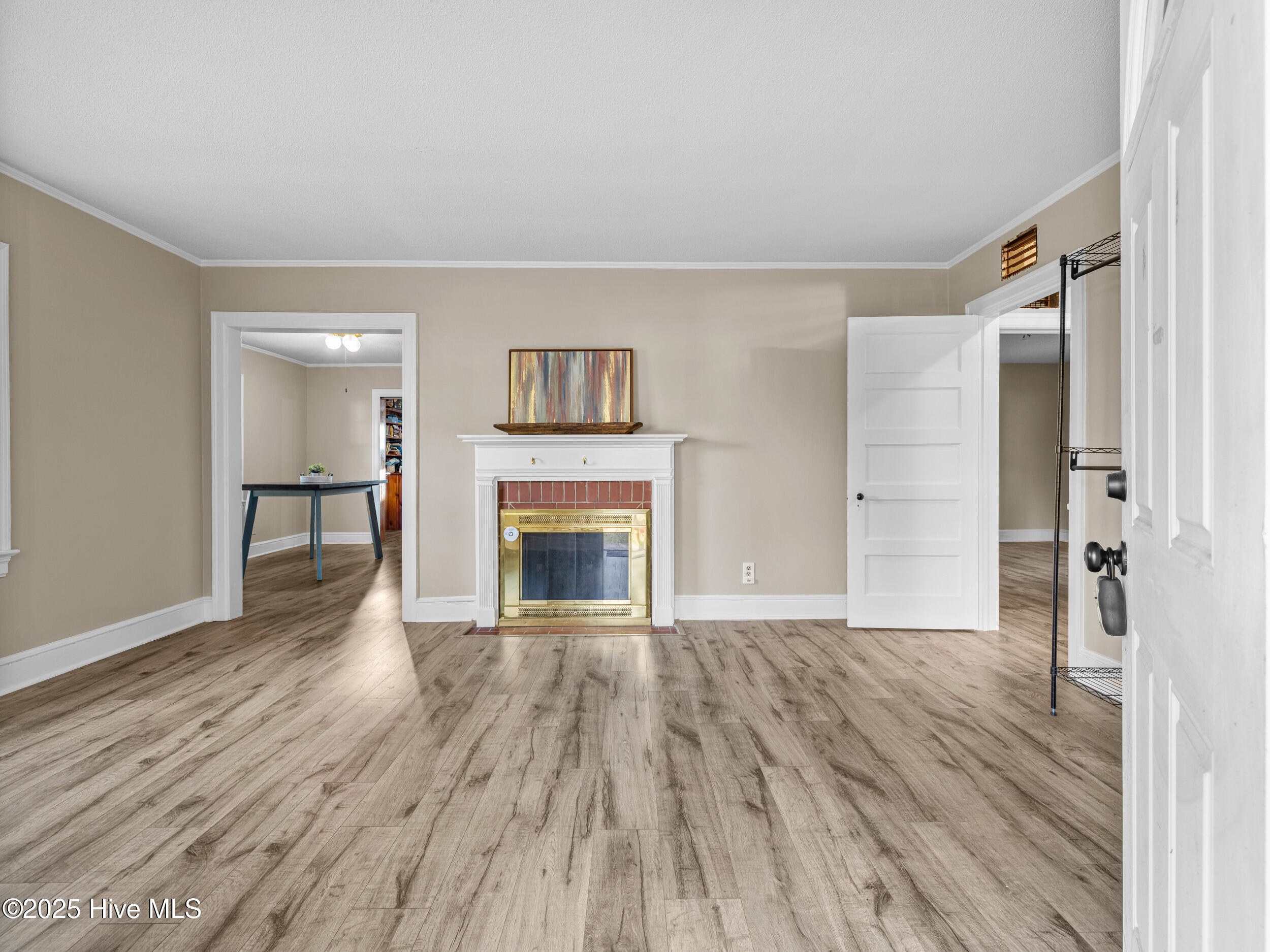 313 Brentwood Avenue