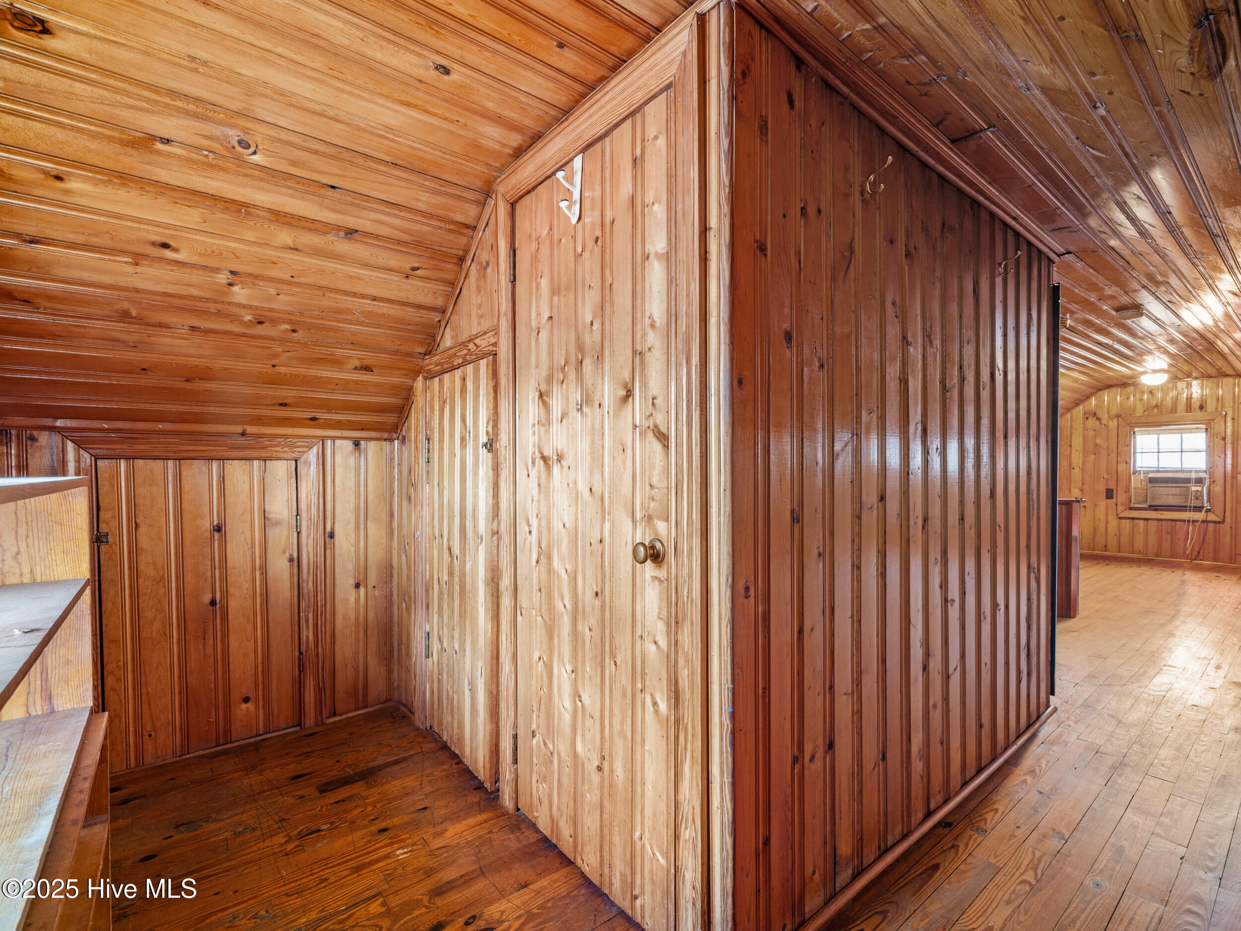 313 Brentwood Avenue