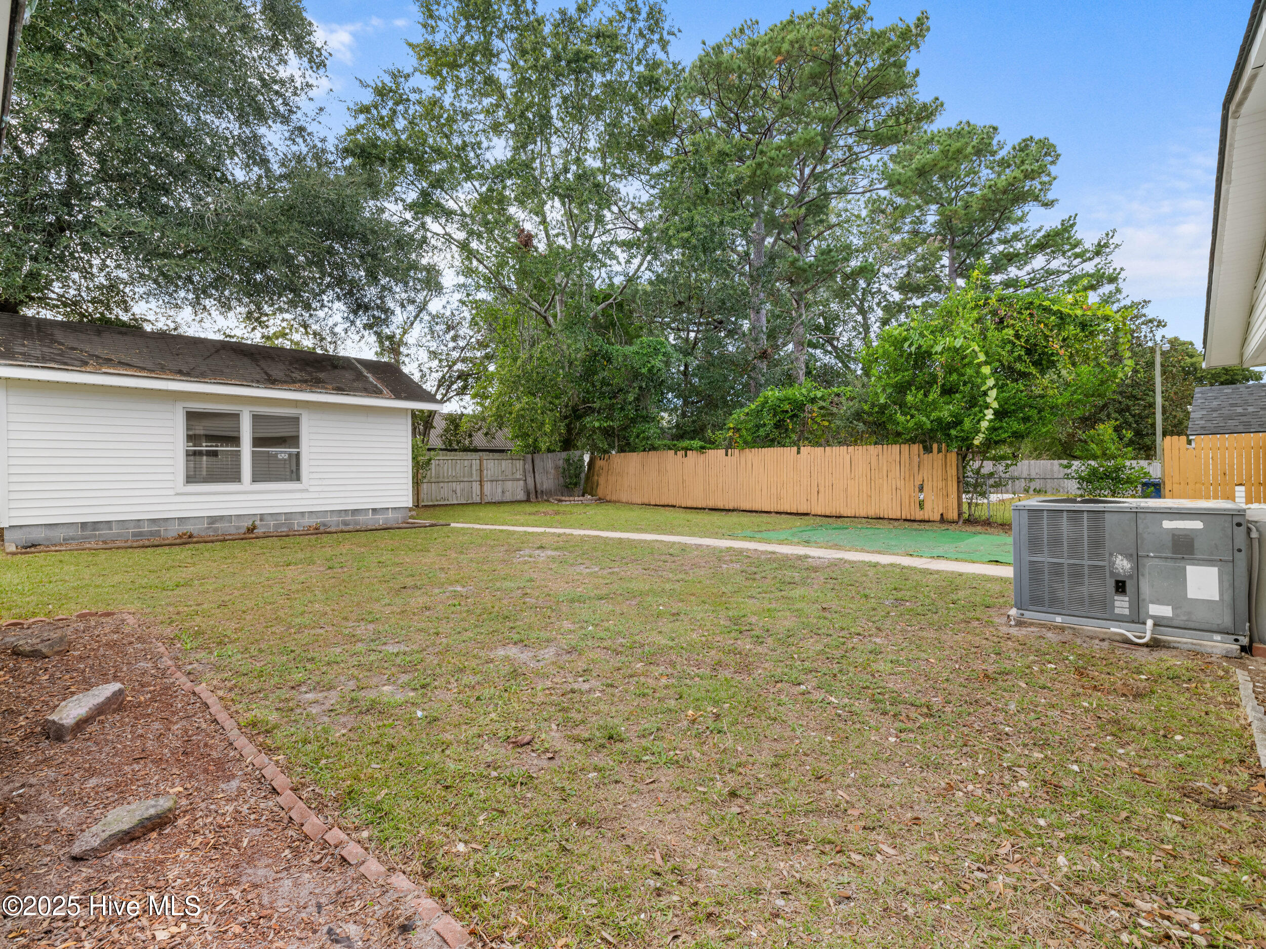 313 Brentwood Avenue