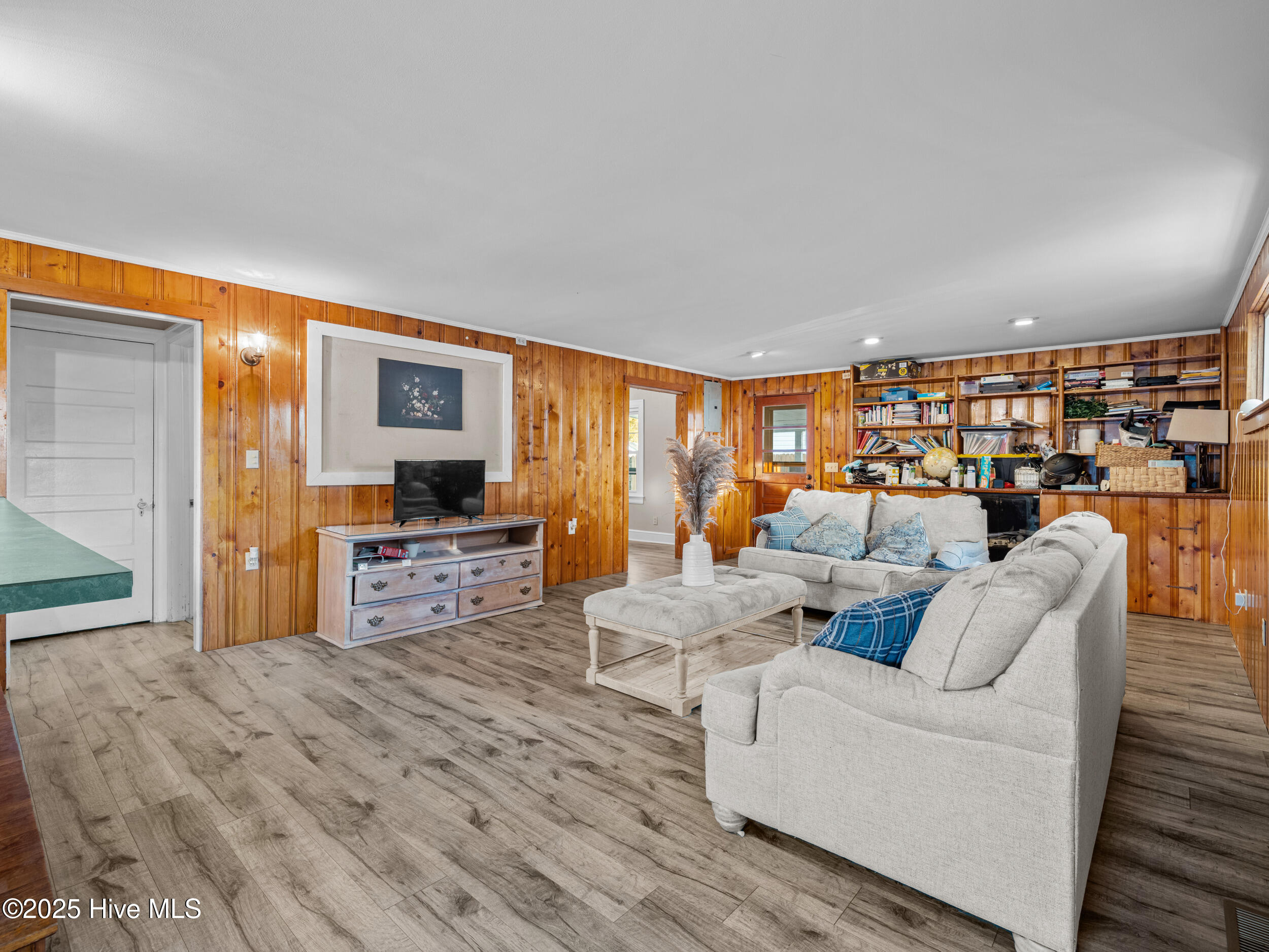 313 Brentwood Avenue