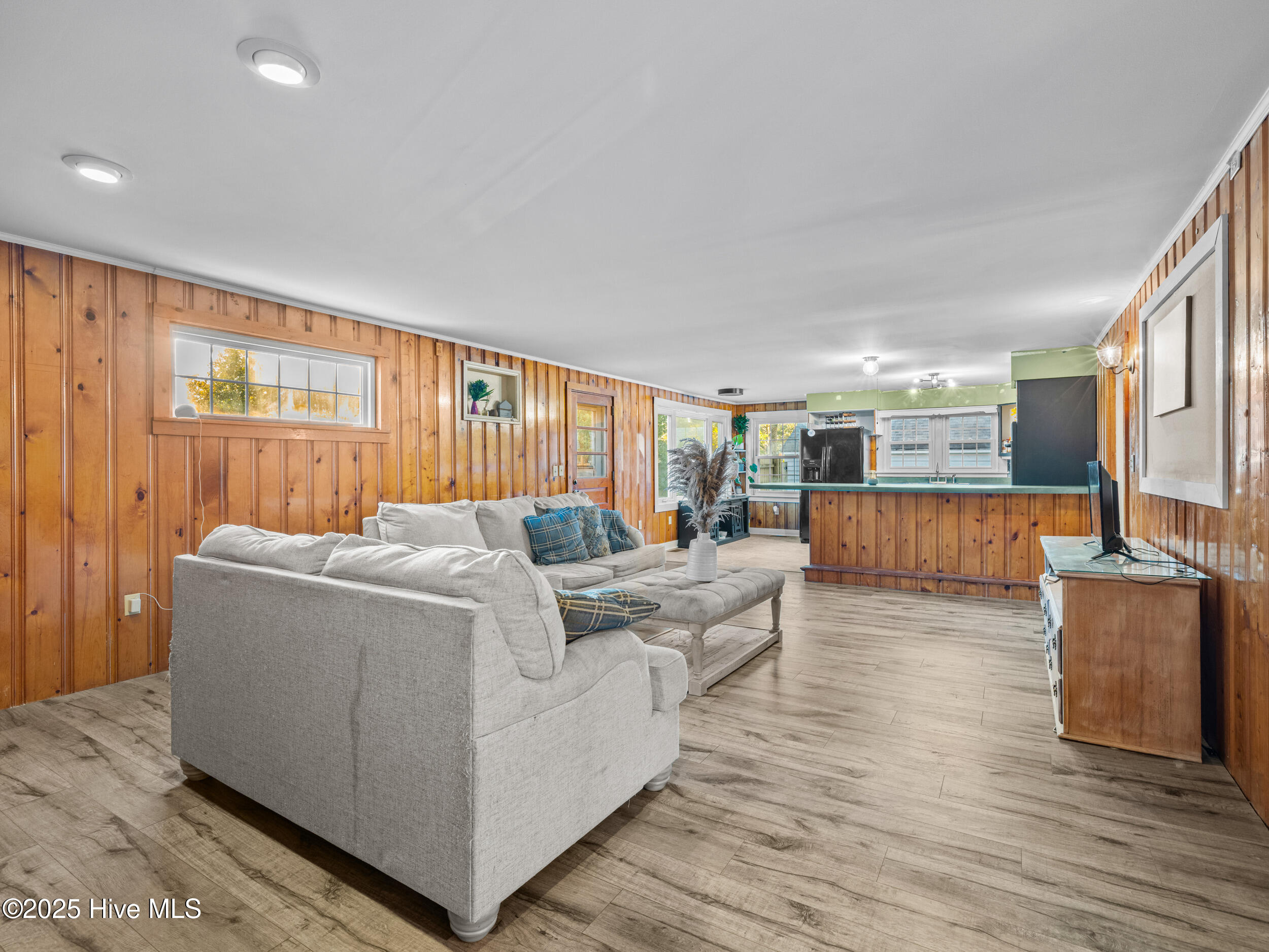 313 Brentwood Avenue