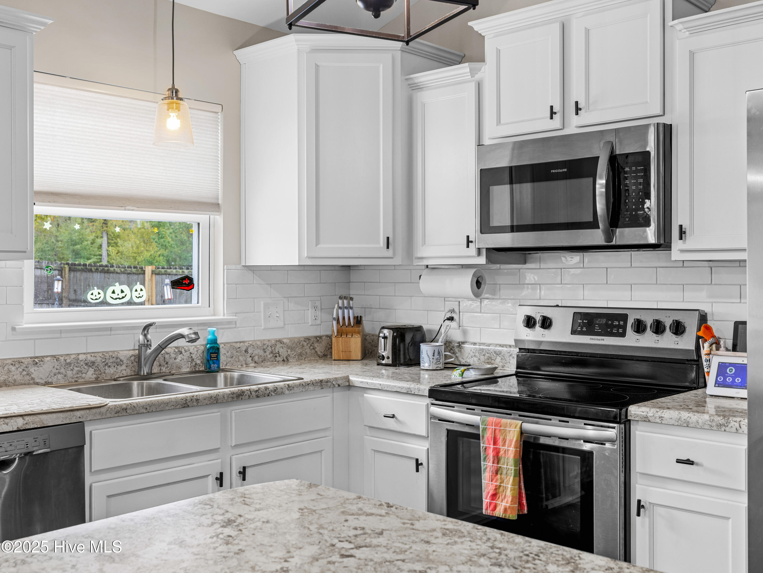 501 Ellie Court, Jacksonville