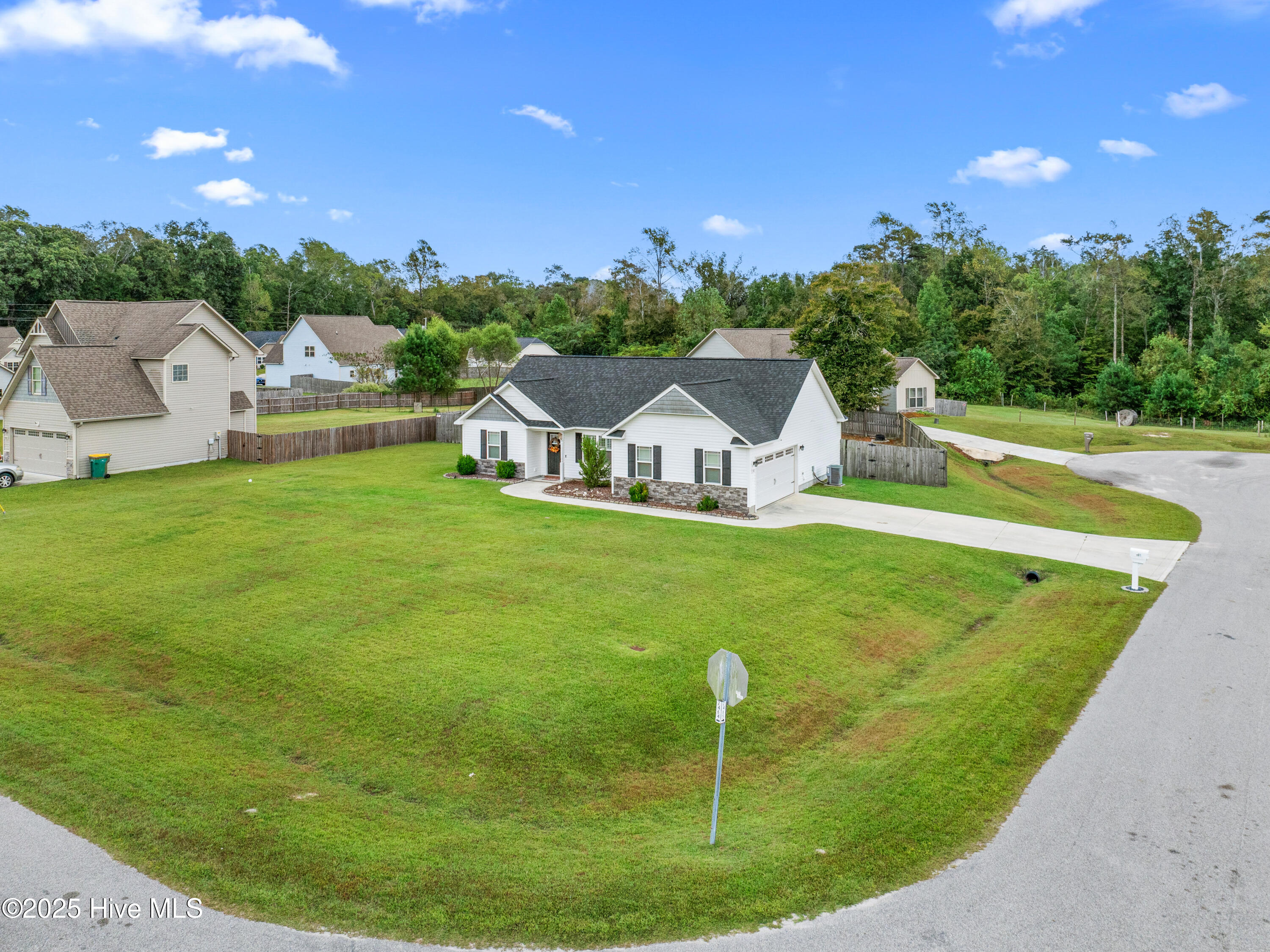 501 Ellie Court, Jacksonville