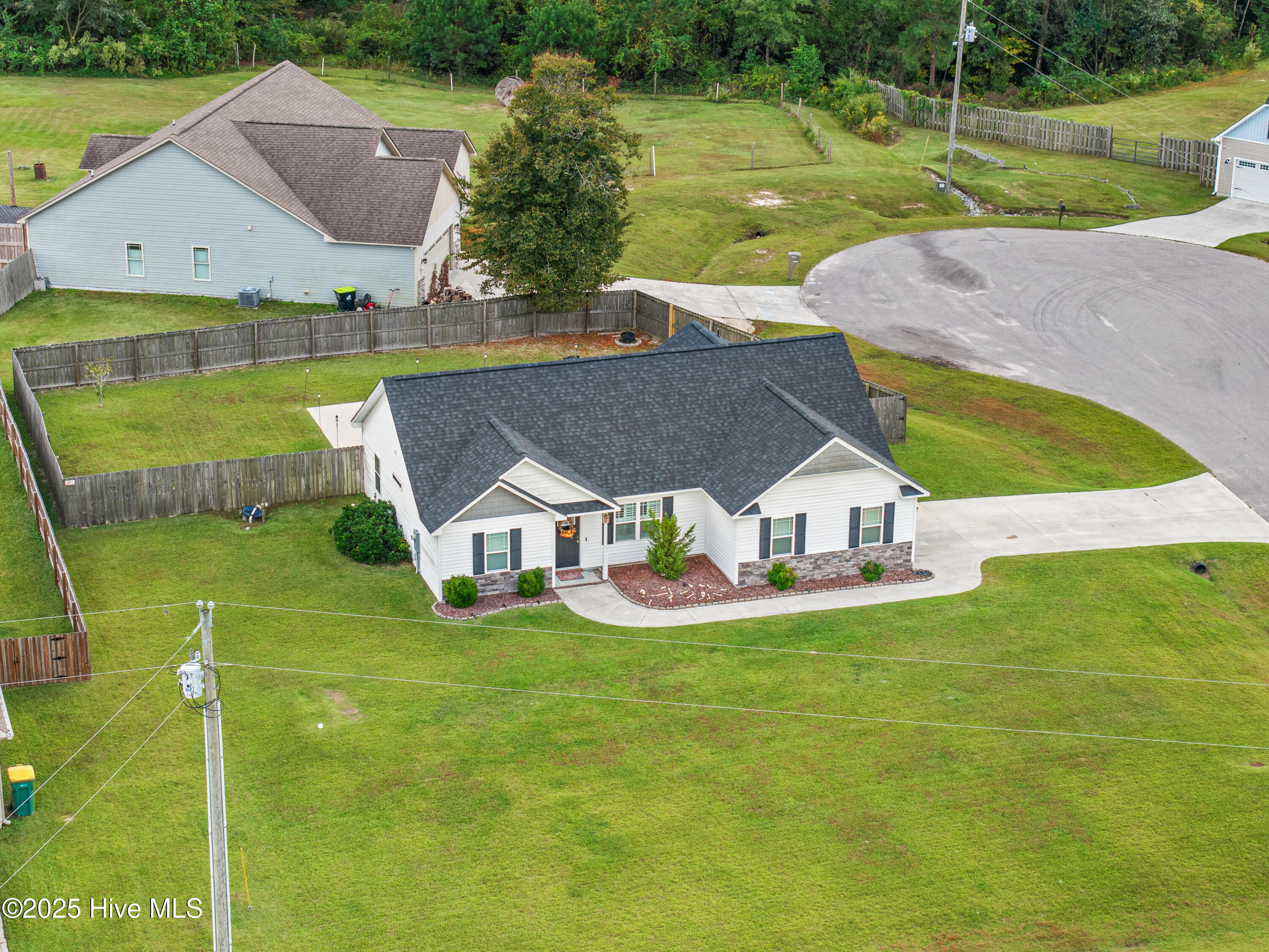 501 Ellie Court, Jacksonville