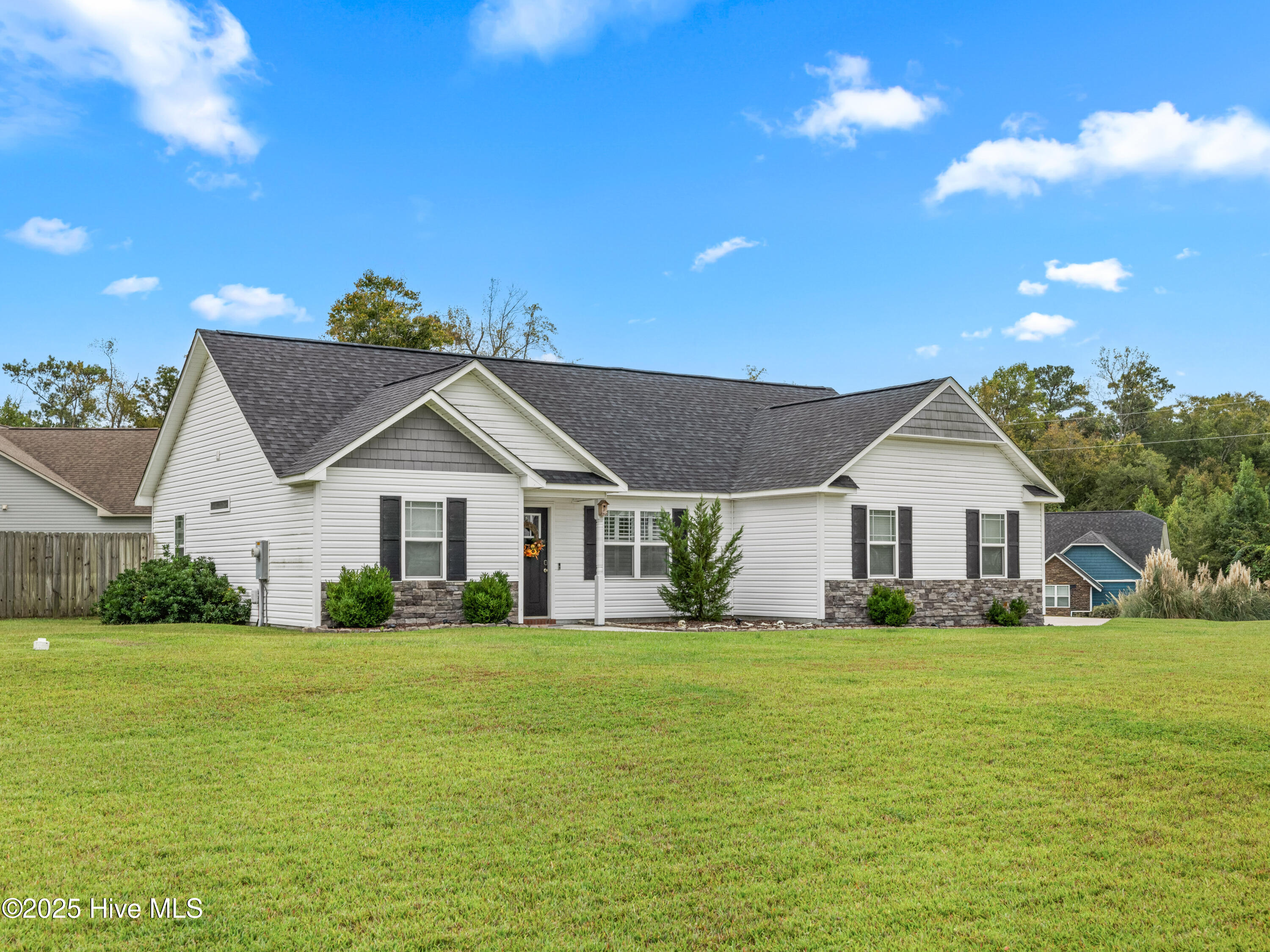 501 Ellie Court, Jacksonville