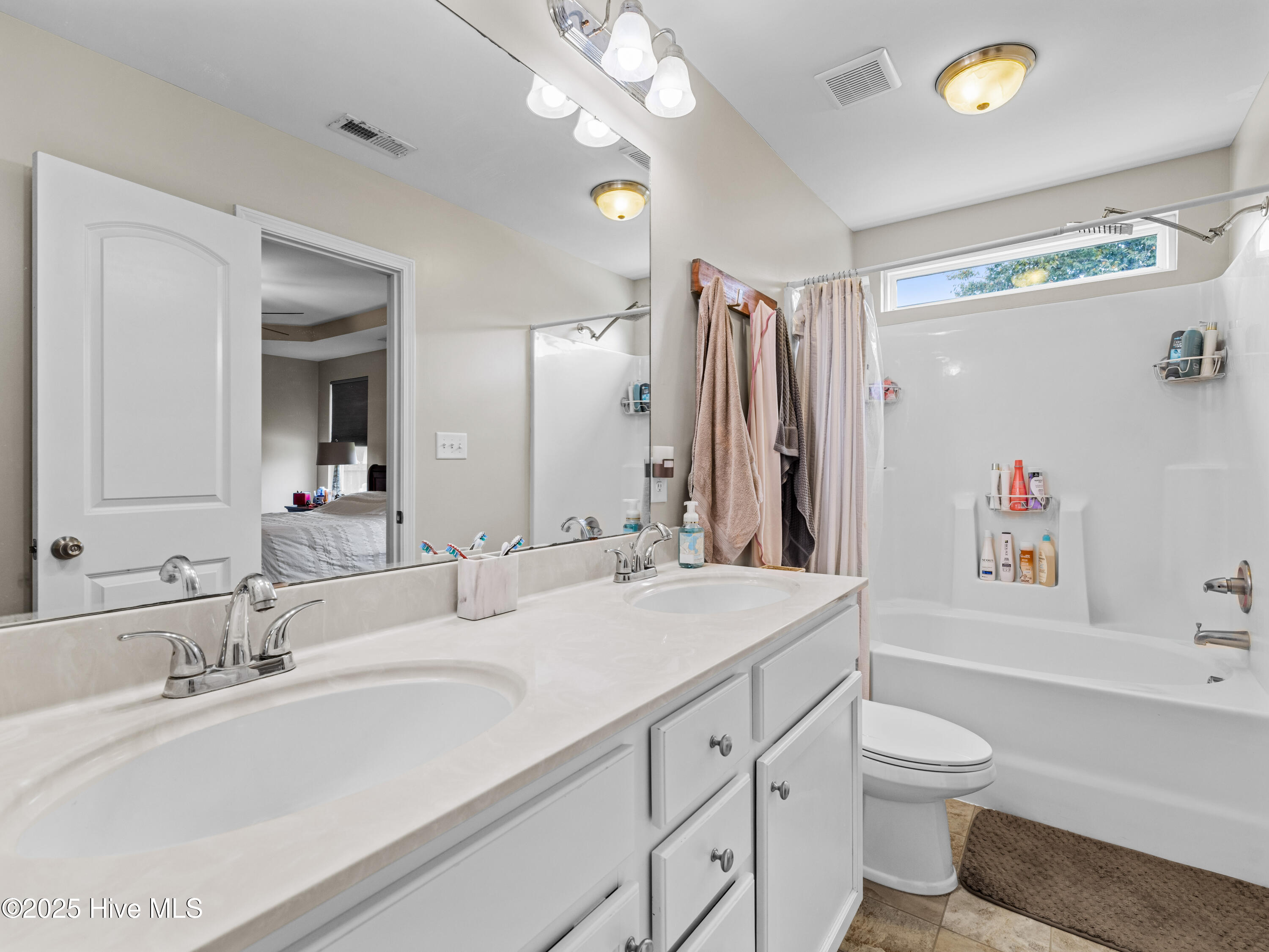 501 Ellie Court, Jacksonville