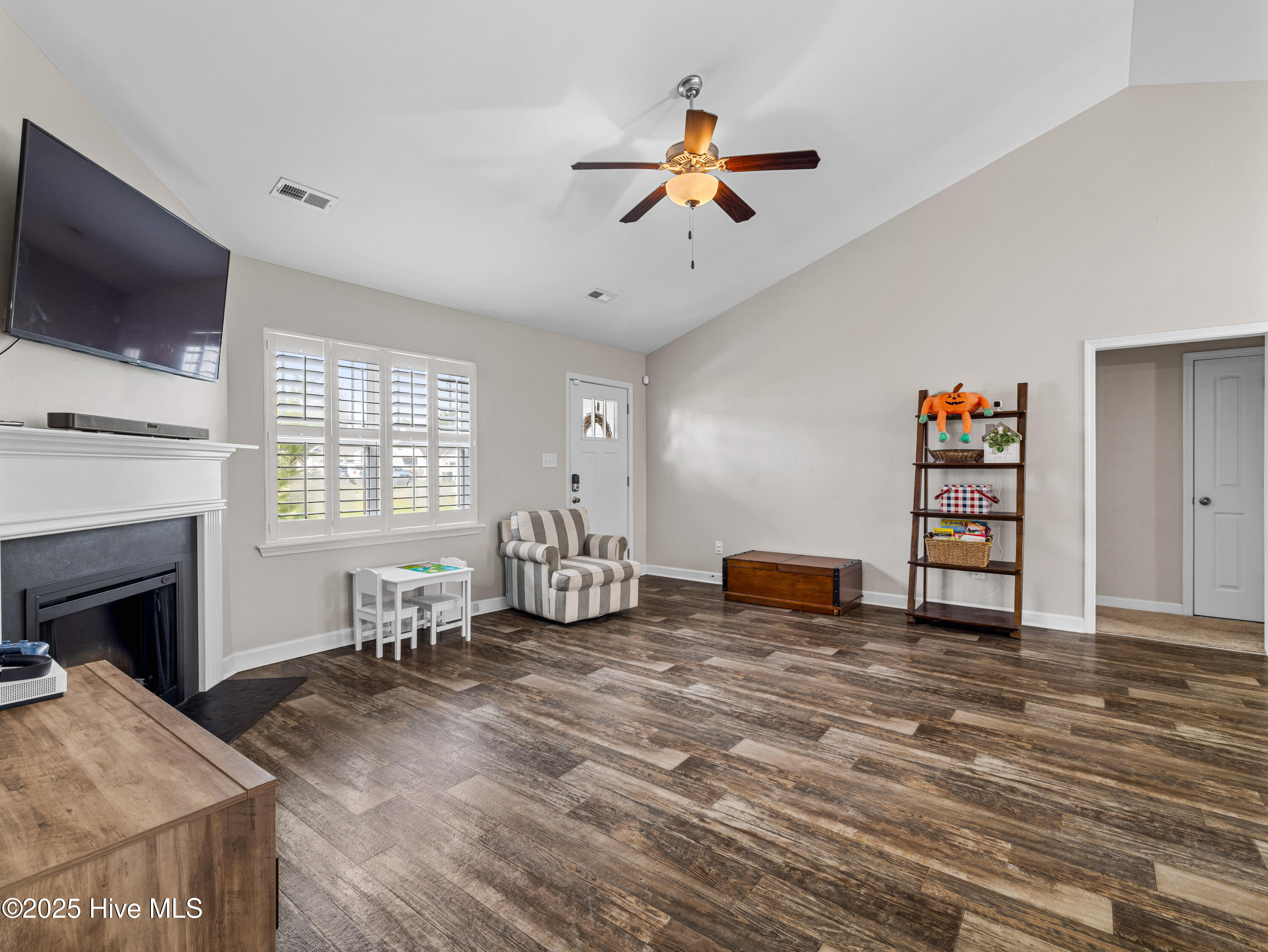 501 Ellie Court, Jacksonville