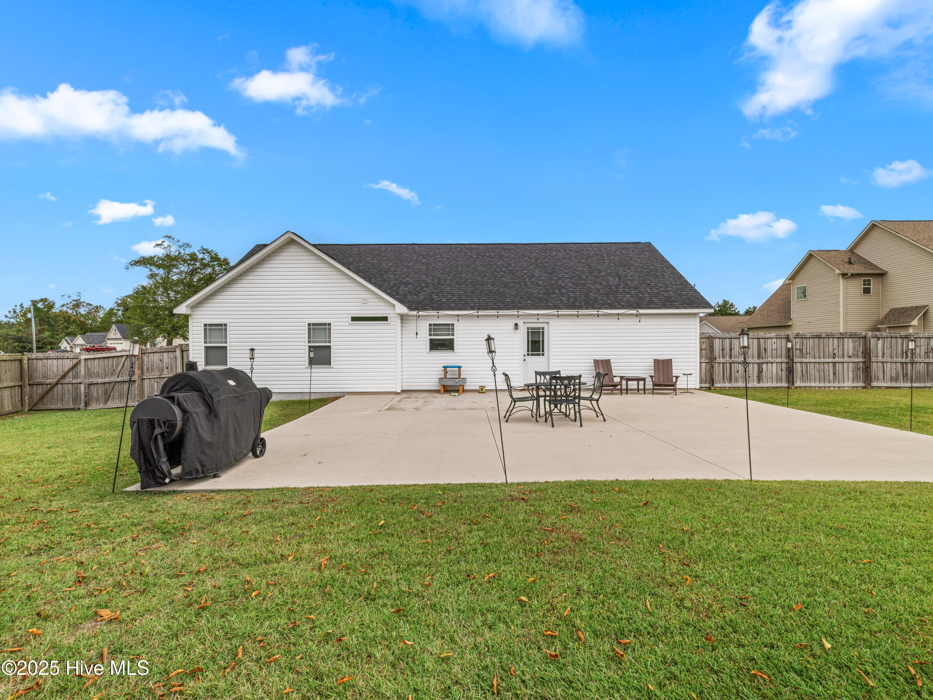 501 Ellie Court, Jacksonville