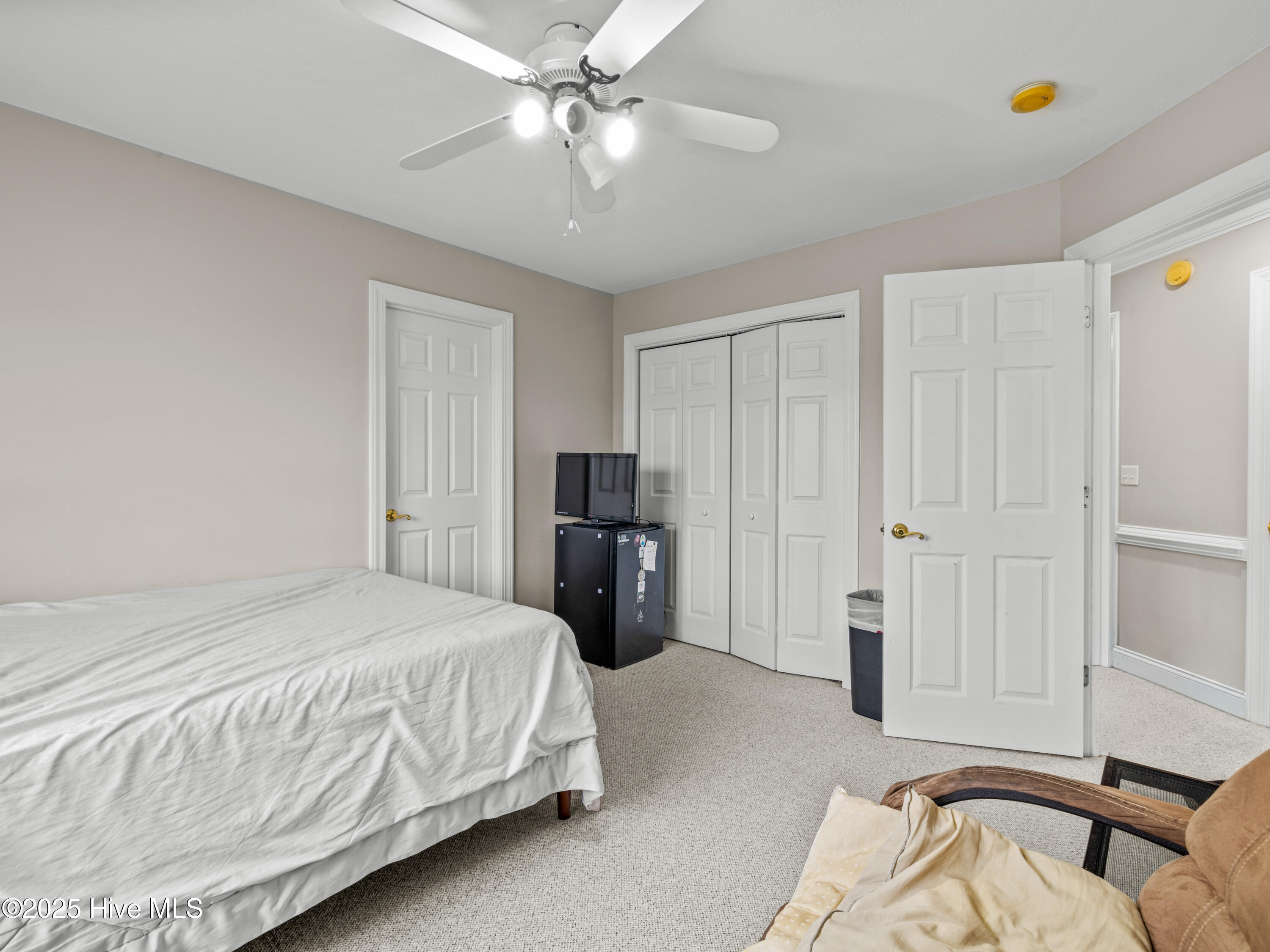 500 Red Fox Court