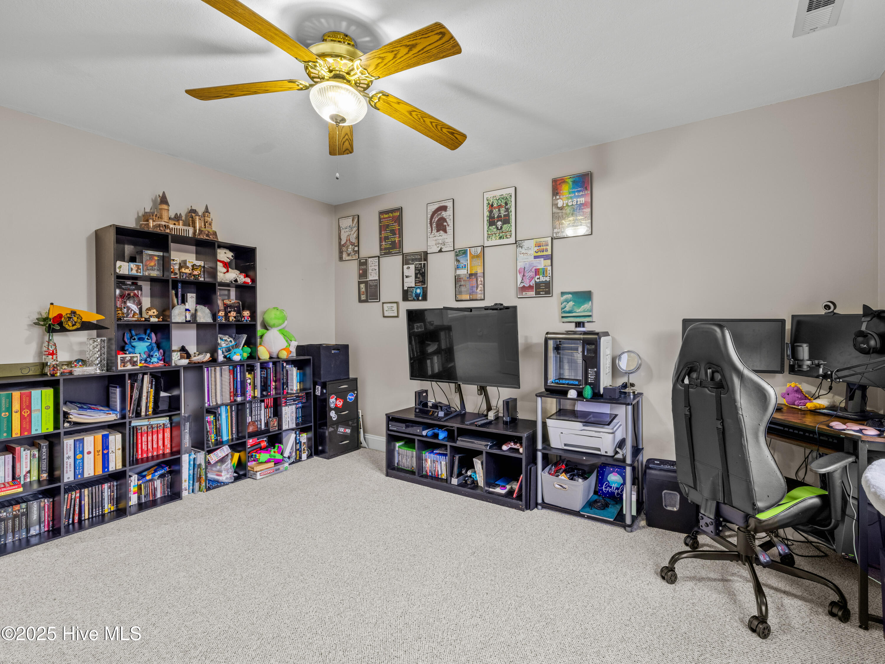 500 Red Fox Court
