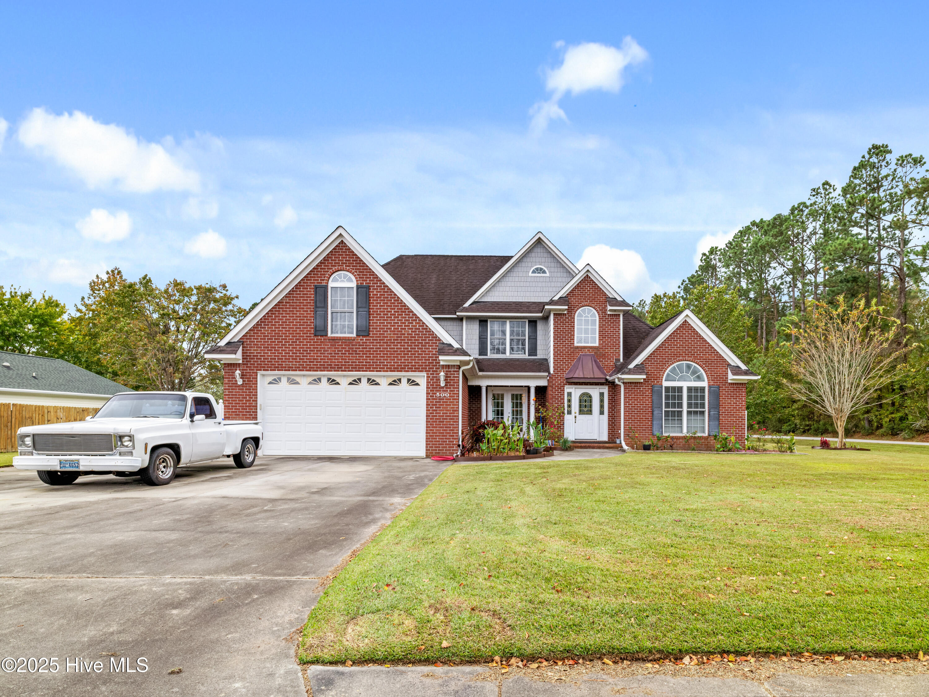 500 Red Fox Court