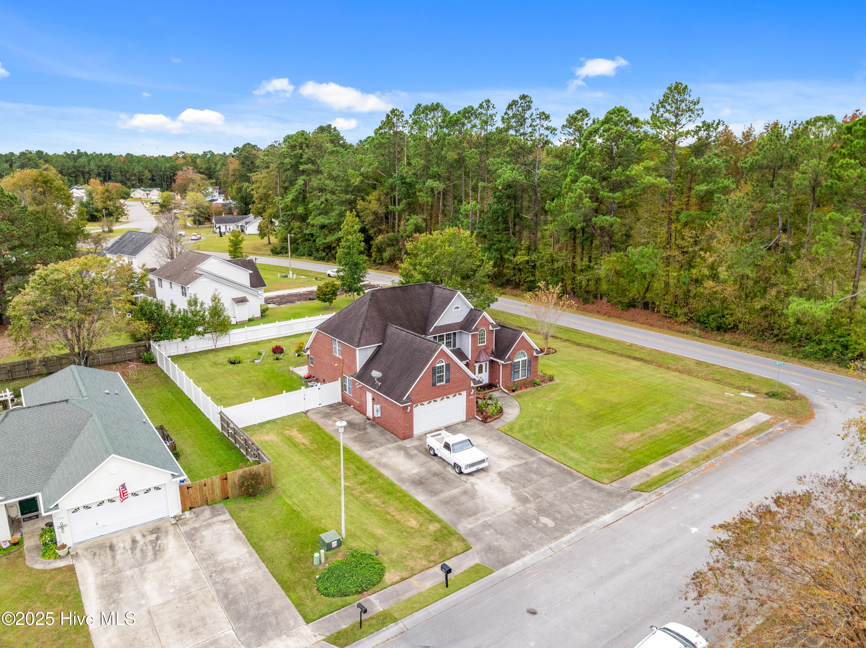 500 Red Fox Court