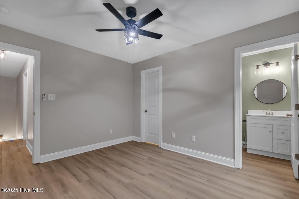 157 W Murrow Lane